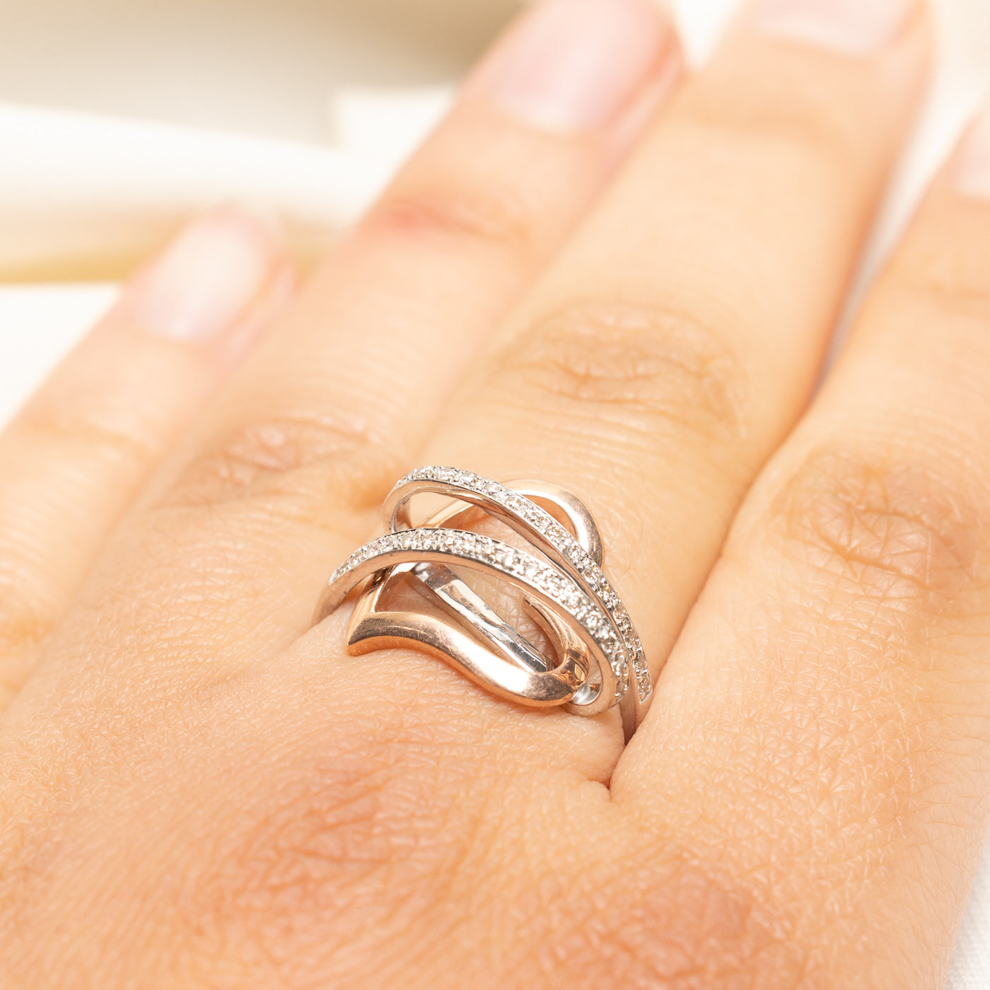 Two Toned Diamond Open Heart Ring | 0.24ctw | SZ 7