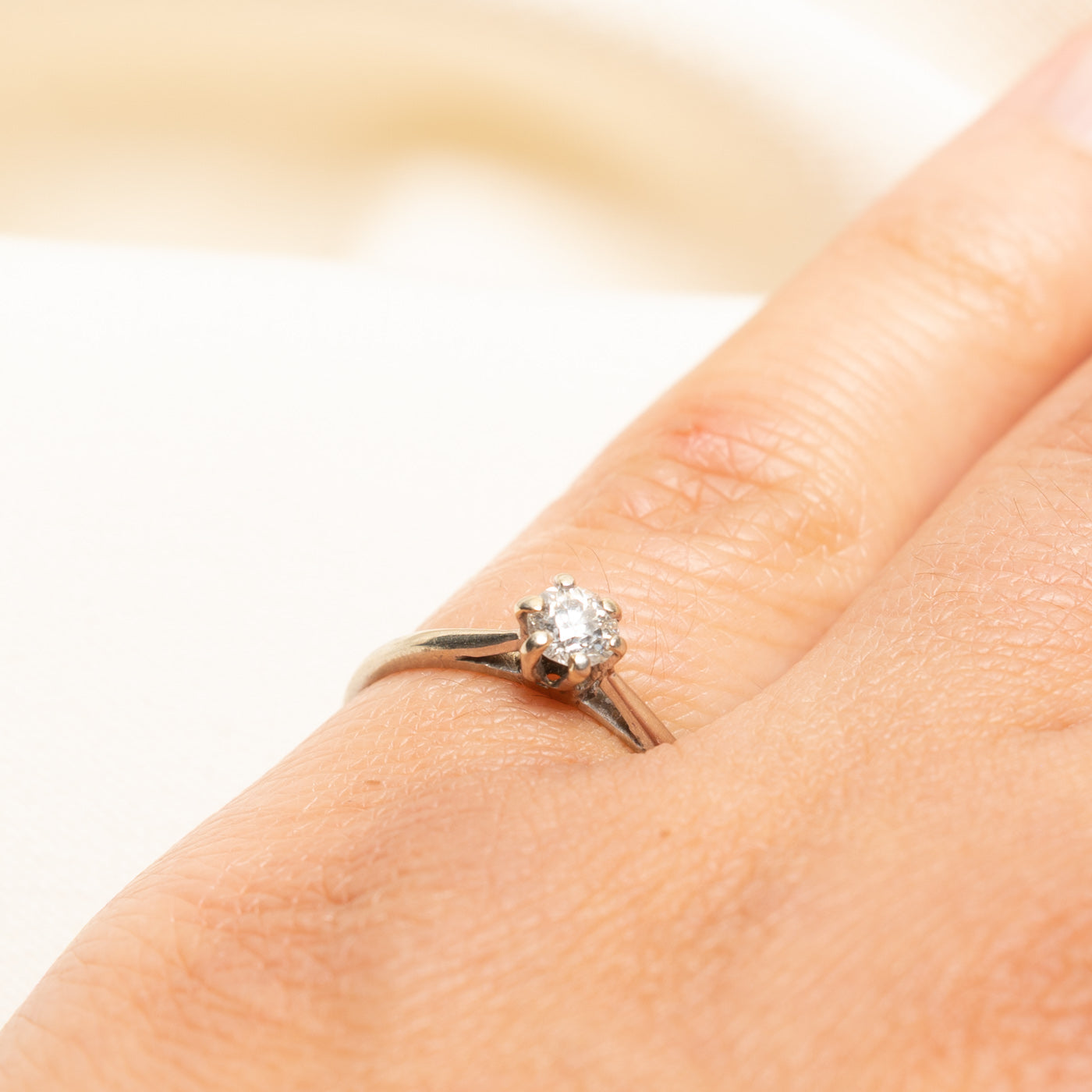 Solitaire Diamond Cathedral Ring | 0.27ct | SZ 5.5