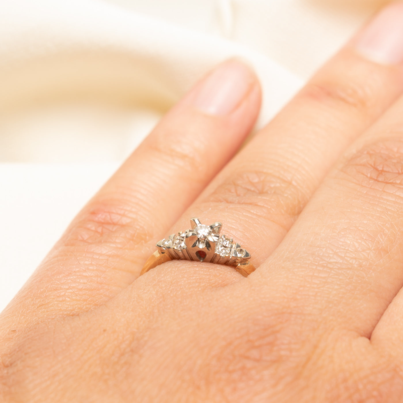 Illusion Set Diamond Ring | 0.18ctw | SZ 6.25