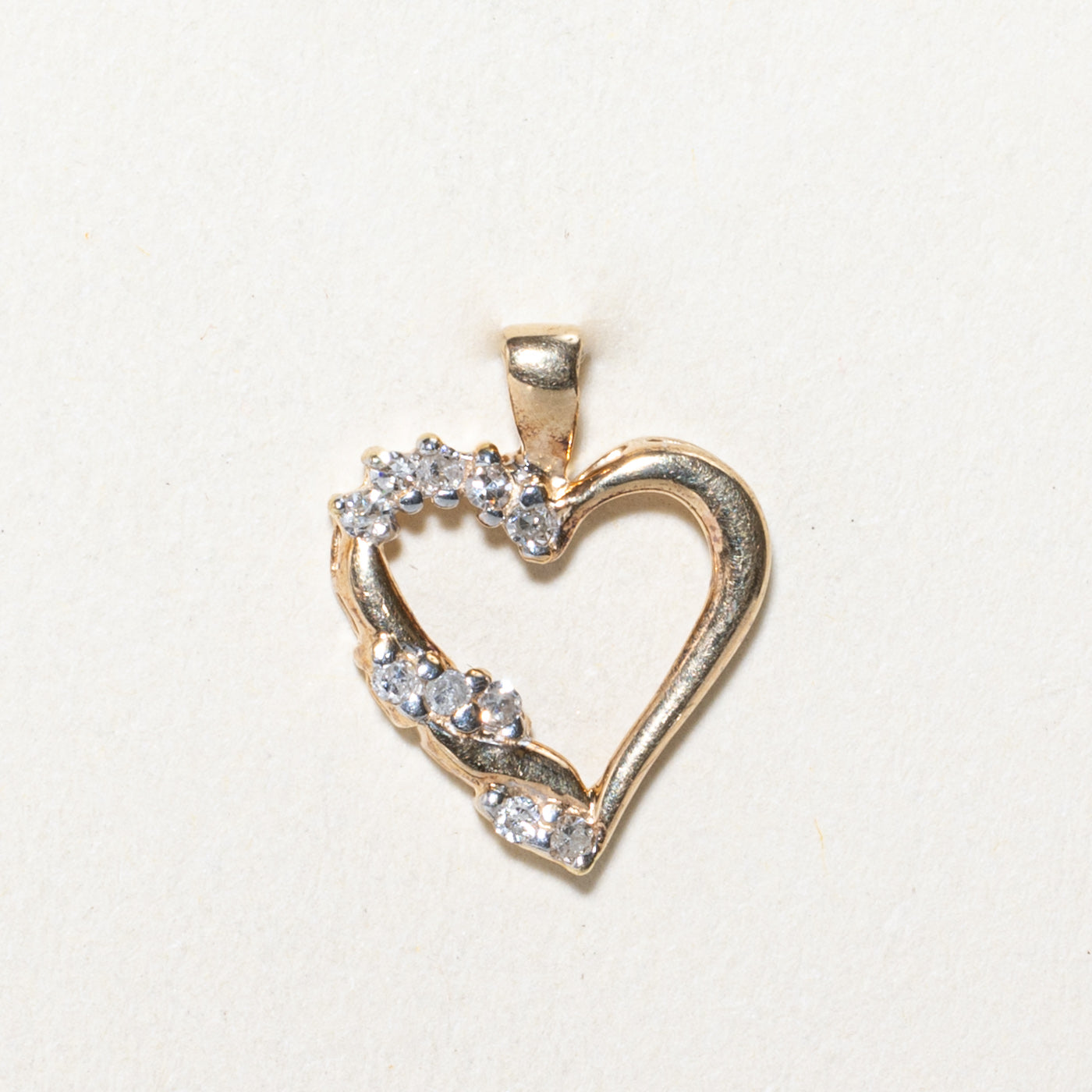 Diamond Open Heart Pendant | 0.10ctw