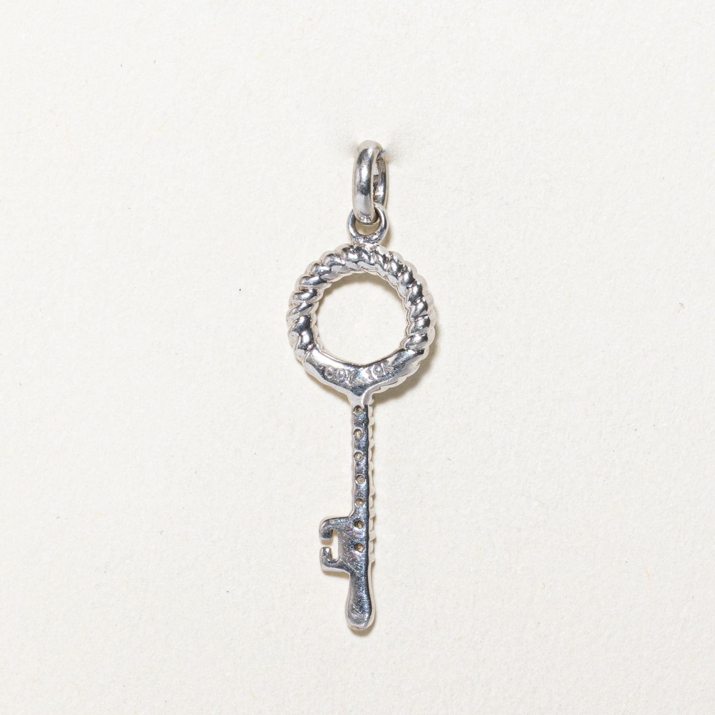 Diamond Key Pendant | 0.05ctw