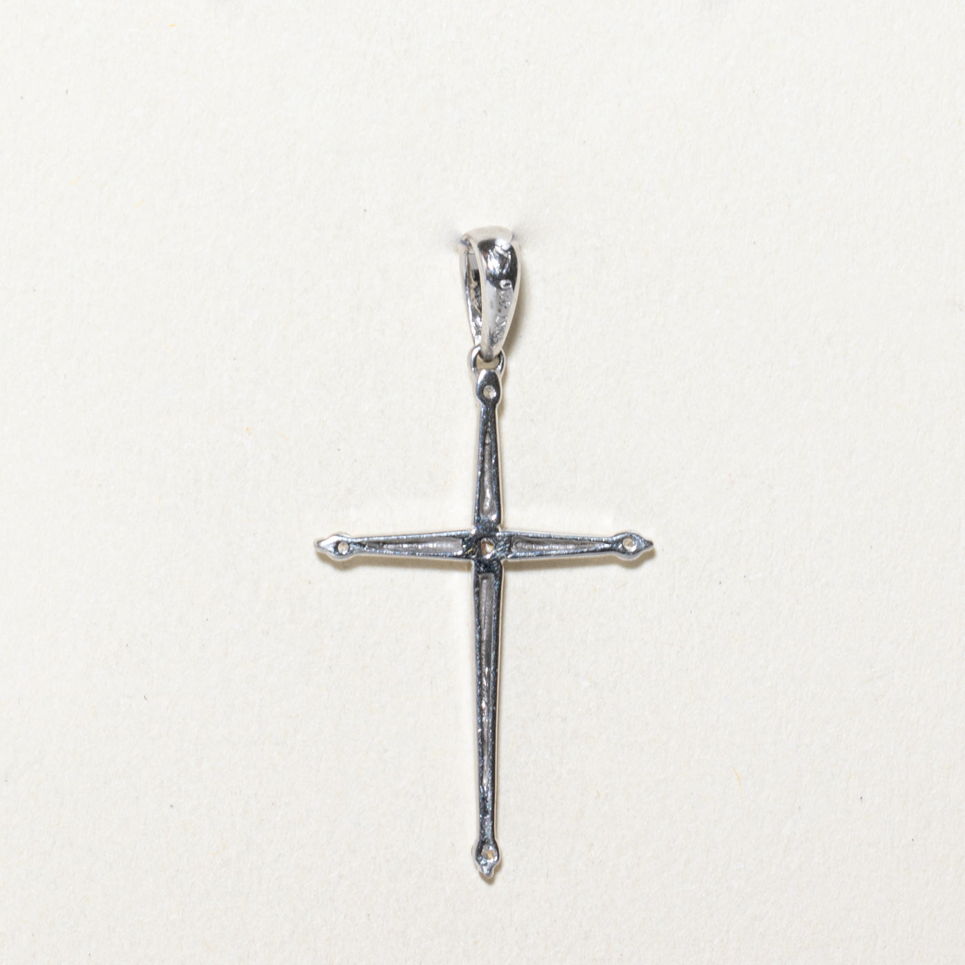 Diamond Cross Pendant | 0.05ctw