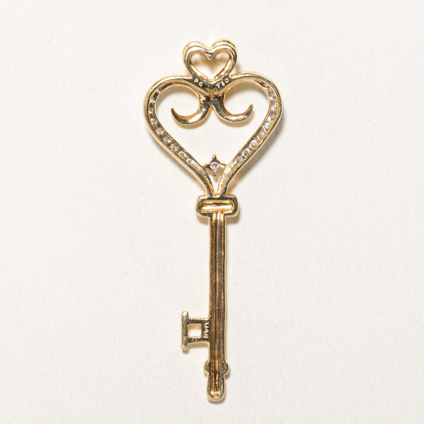 Diamond Heart Key Pendant | 0.10ctw