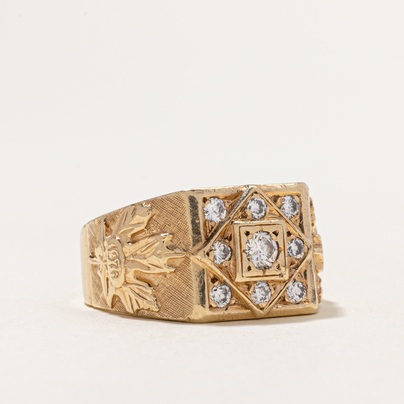 Diamond "1976" Maple Leaf Signet Ring | 0.55ctw | SZ 10.25