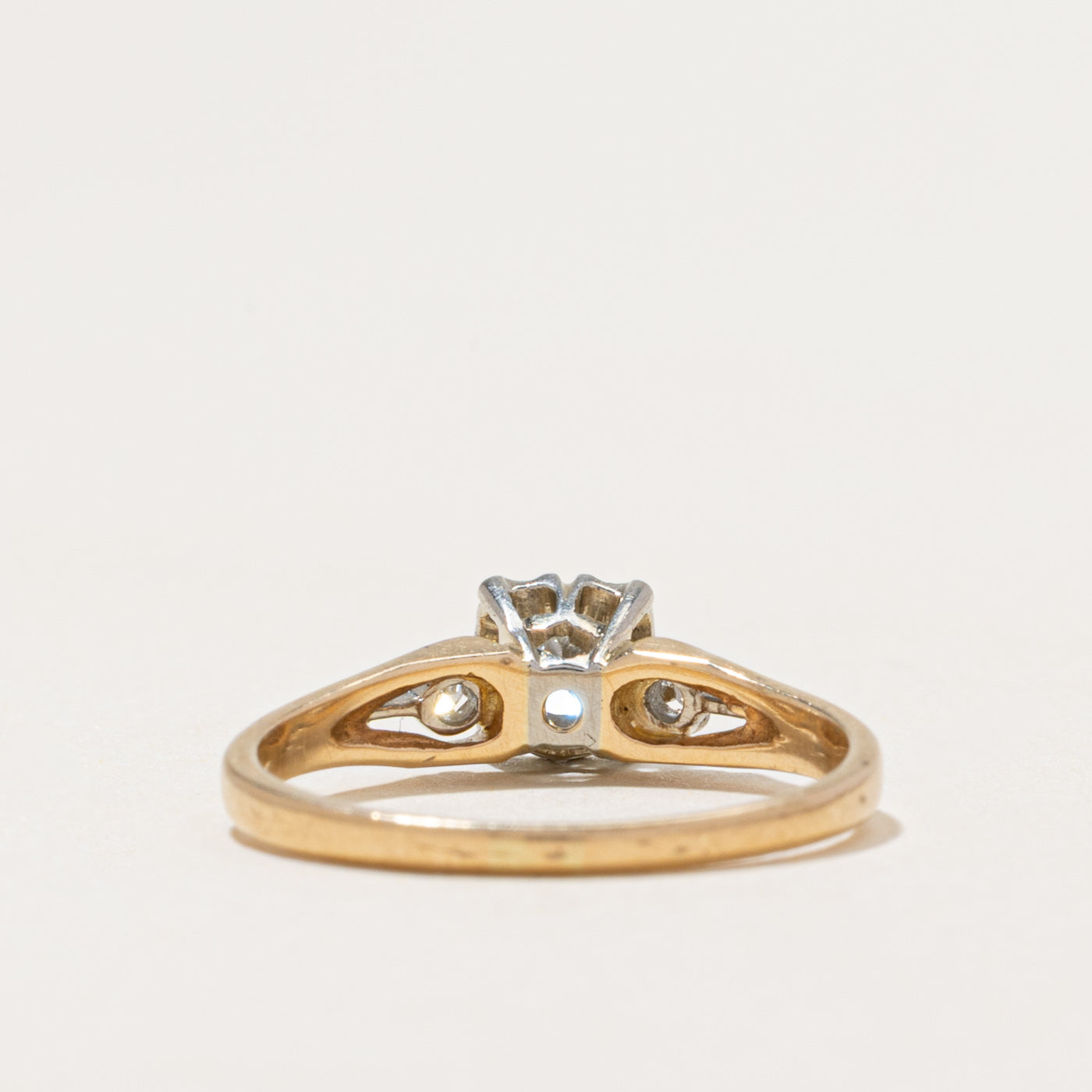 Illusion Set Diamond Accented Ring | 0.26ctw | SZ 6.5