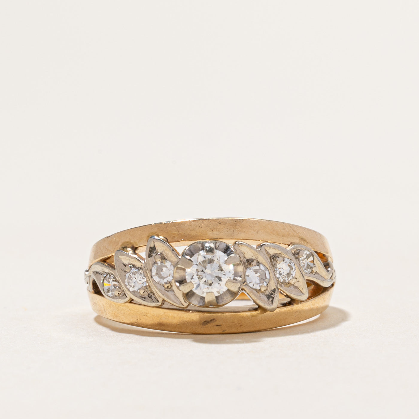 Yellow Gold Illusion Set Diamond Tapered Ring | 0.47ctw | SZ 8.5