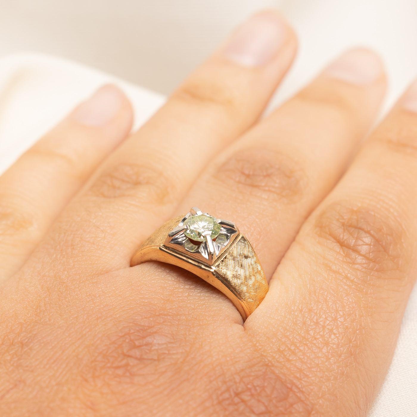 Vintage Canadian Illusion Set Diamond Ring | 0.80ct | SZ 10