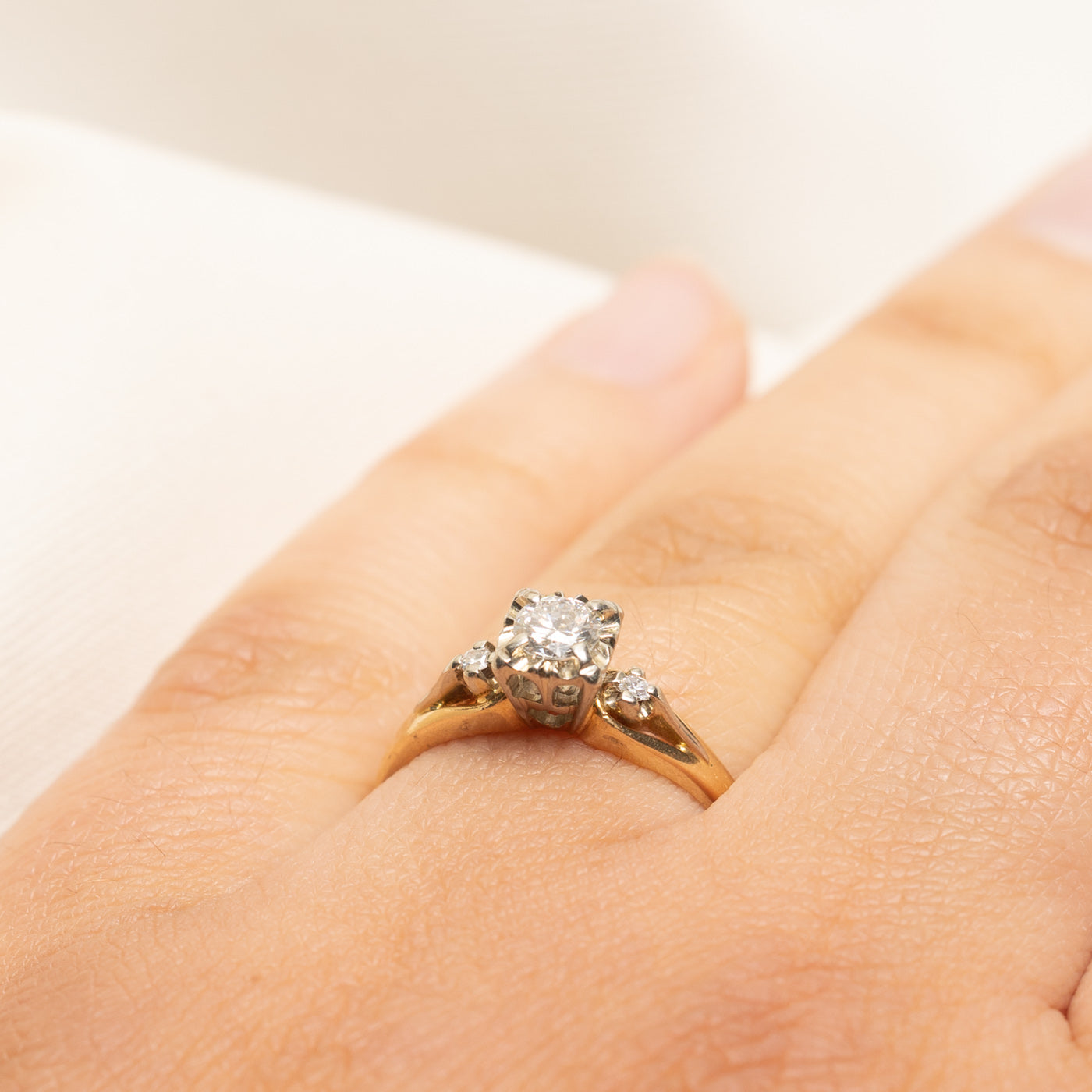 Illusion Set Diamond Accented Ring | 0.26ctw | SZ 6.5