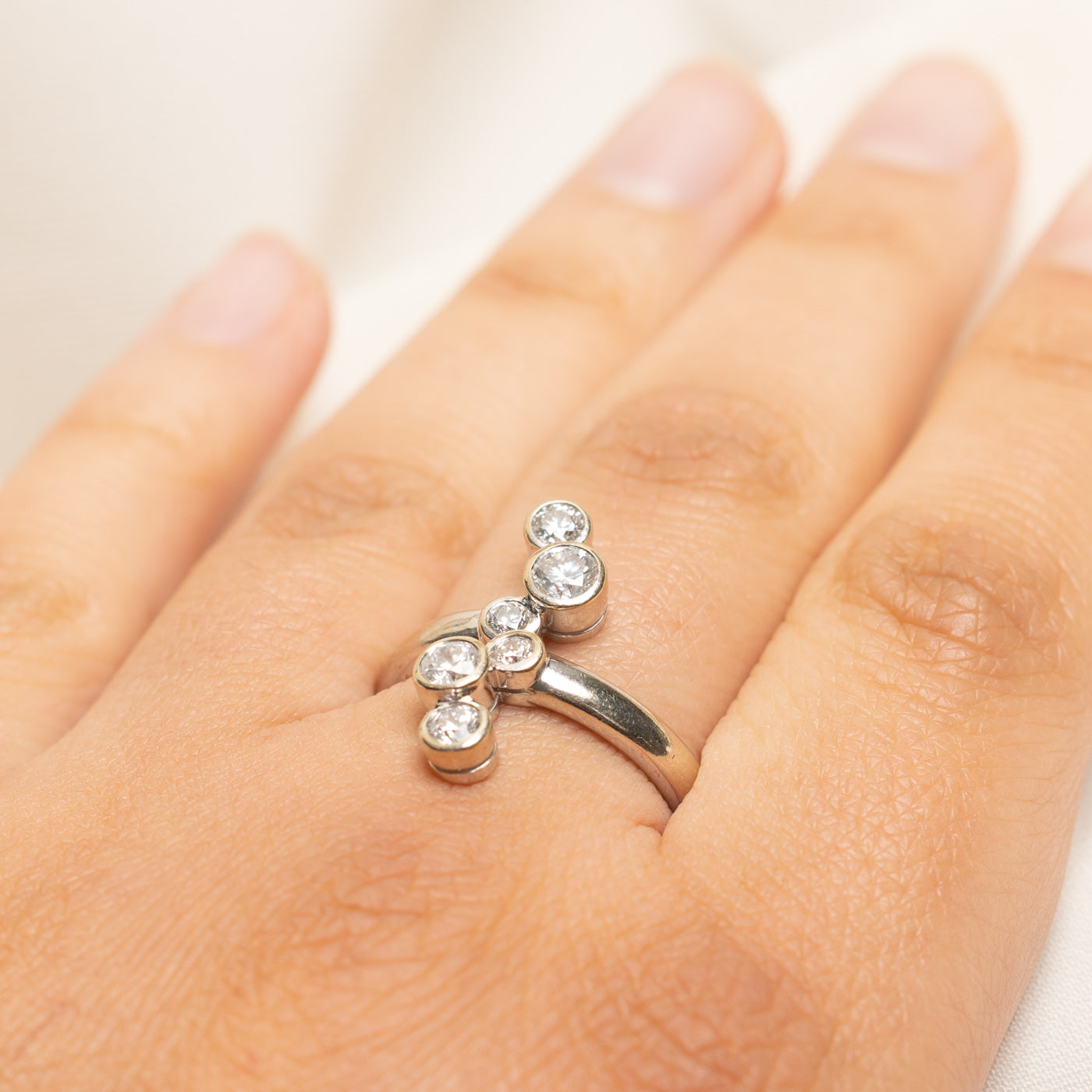 White Gold Bezel Set Diamond Column Ring | 0.84ctw | SZ 8