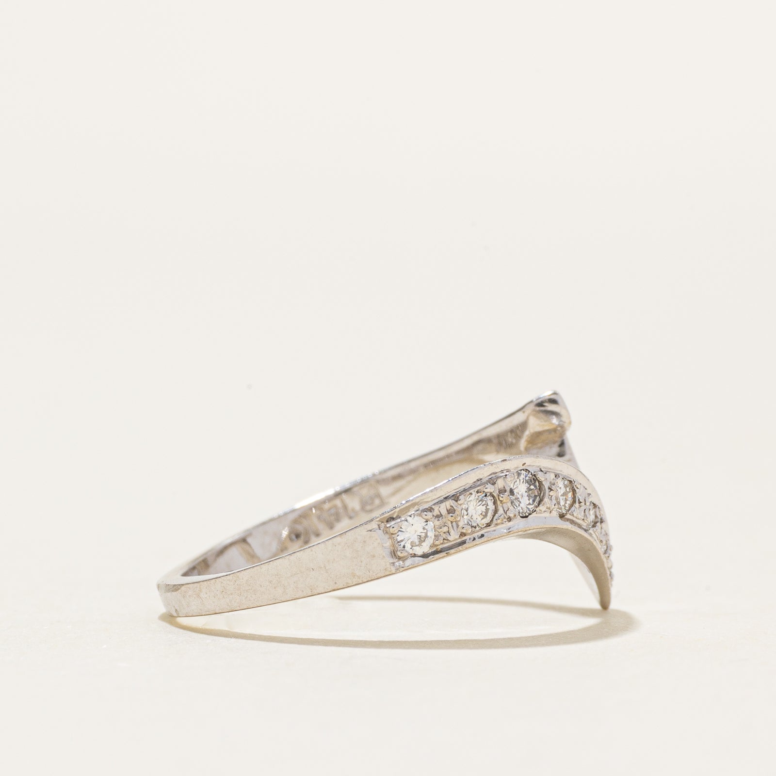 14k Diamond Angled Chevron Ring | 0.13ctw | SZ 6
