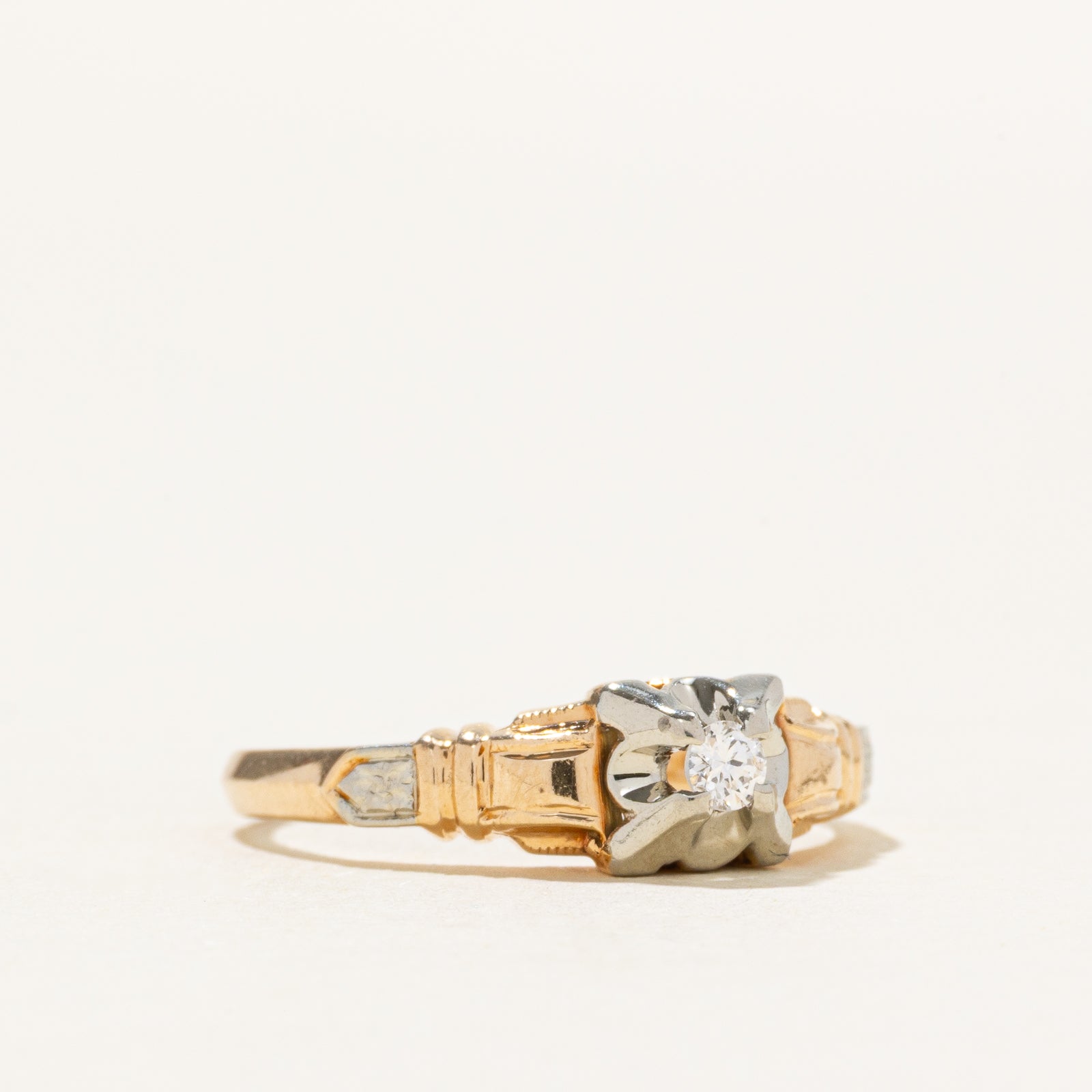 14k Two Tone Solitaire Diamond Grooved Ring | 0.05ct | SZ 5