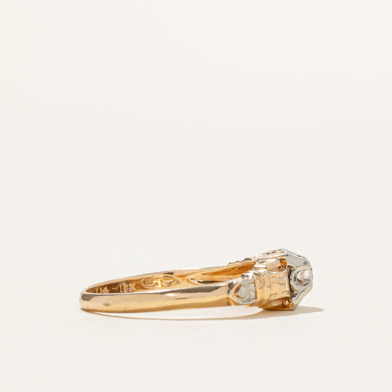 14k Two Tone Solitaire Diamond Grooved Ring | 0.05ct | SZ 5