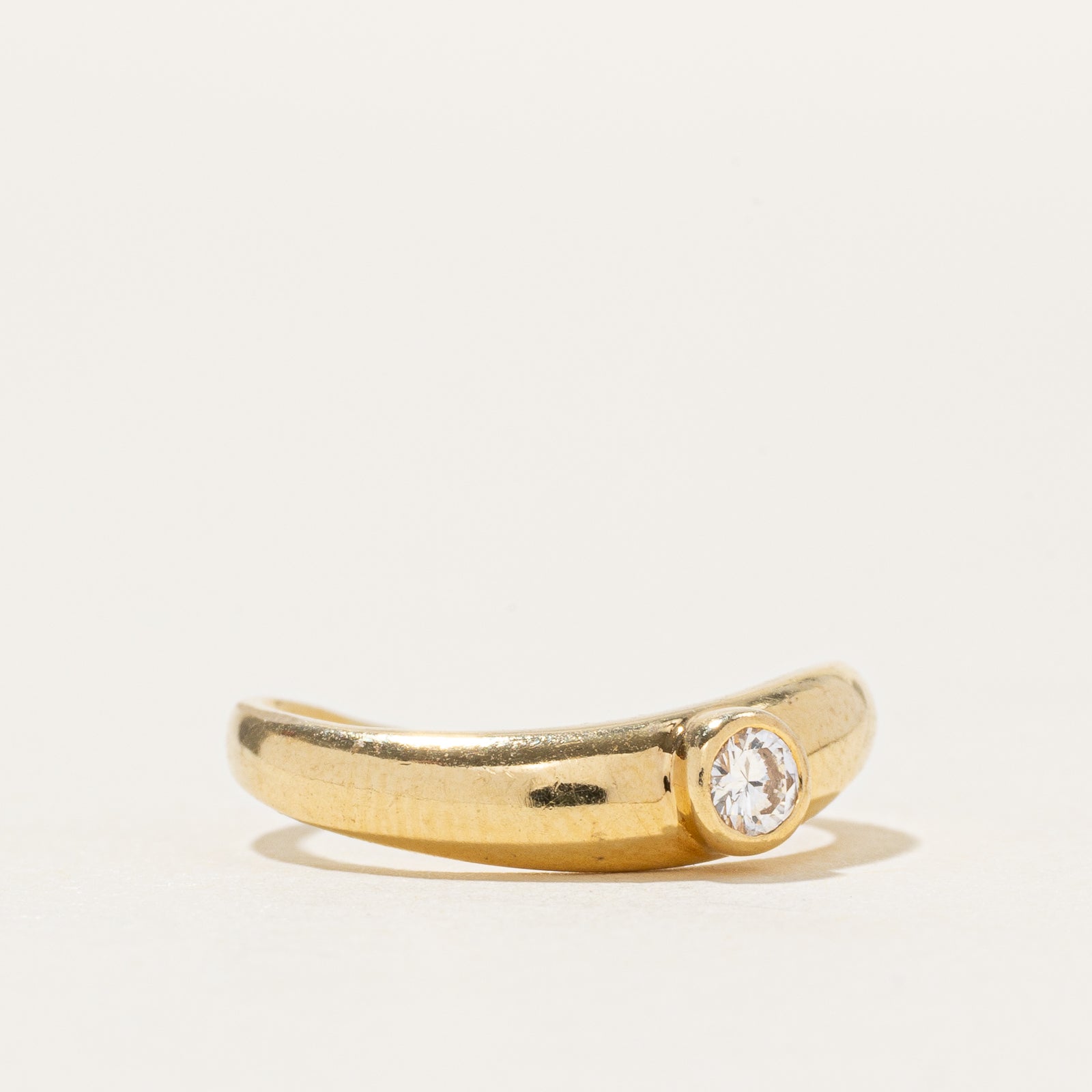 18k Bezel Set Diamond Wavy Ring | 0.09ct | SZ 3
