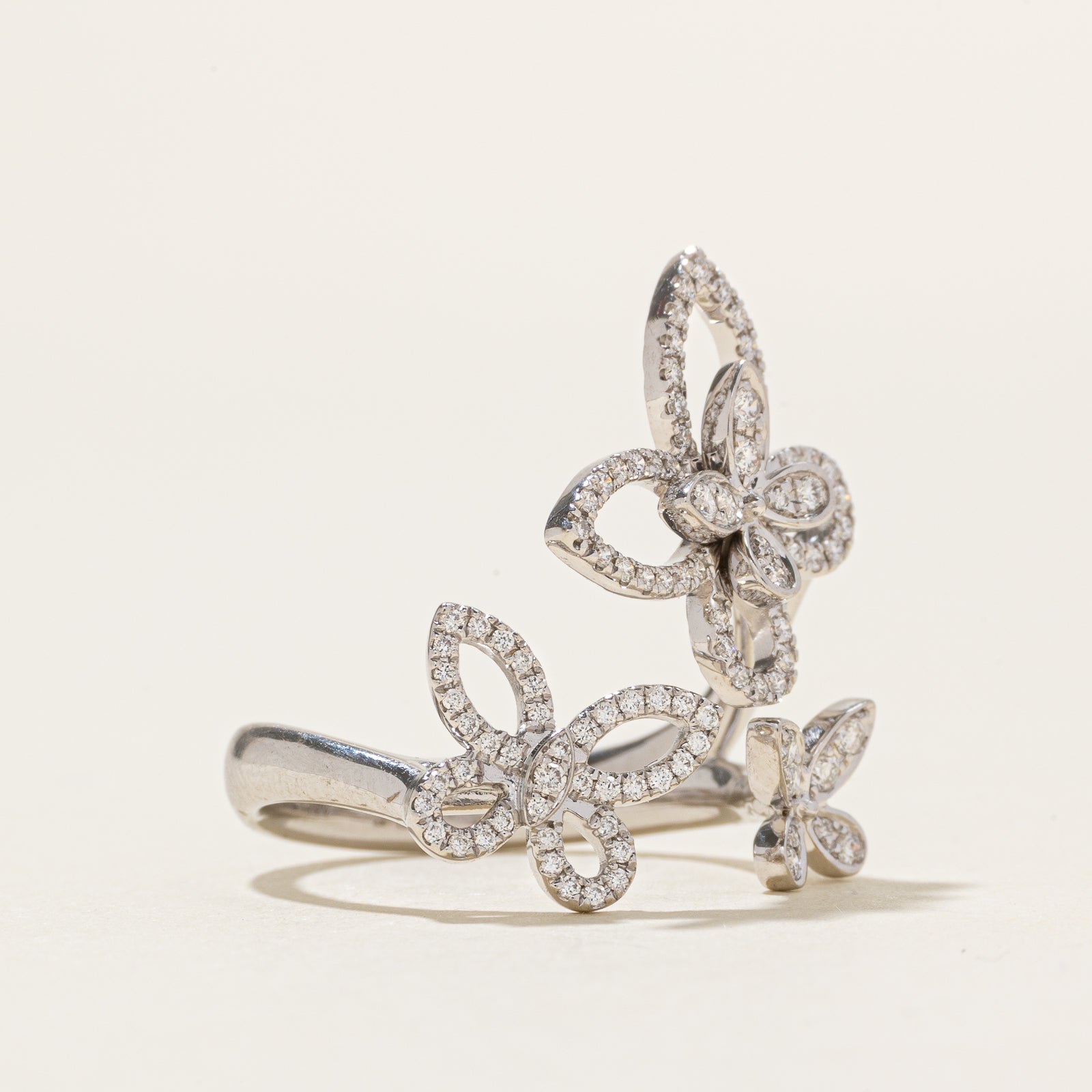 Bague trois papillons en or 18 carats et diamants | 0,25 ct au total | Taille 7