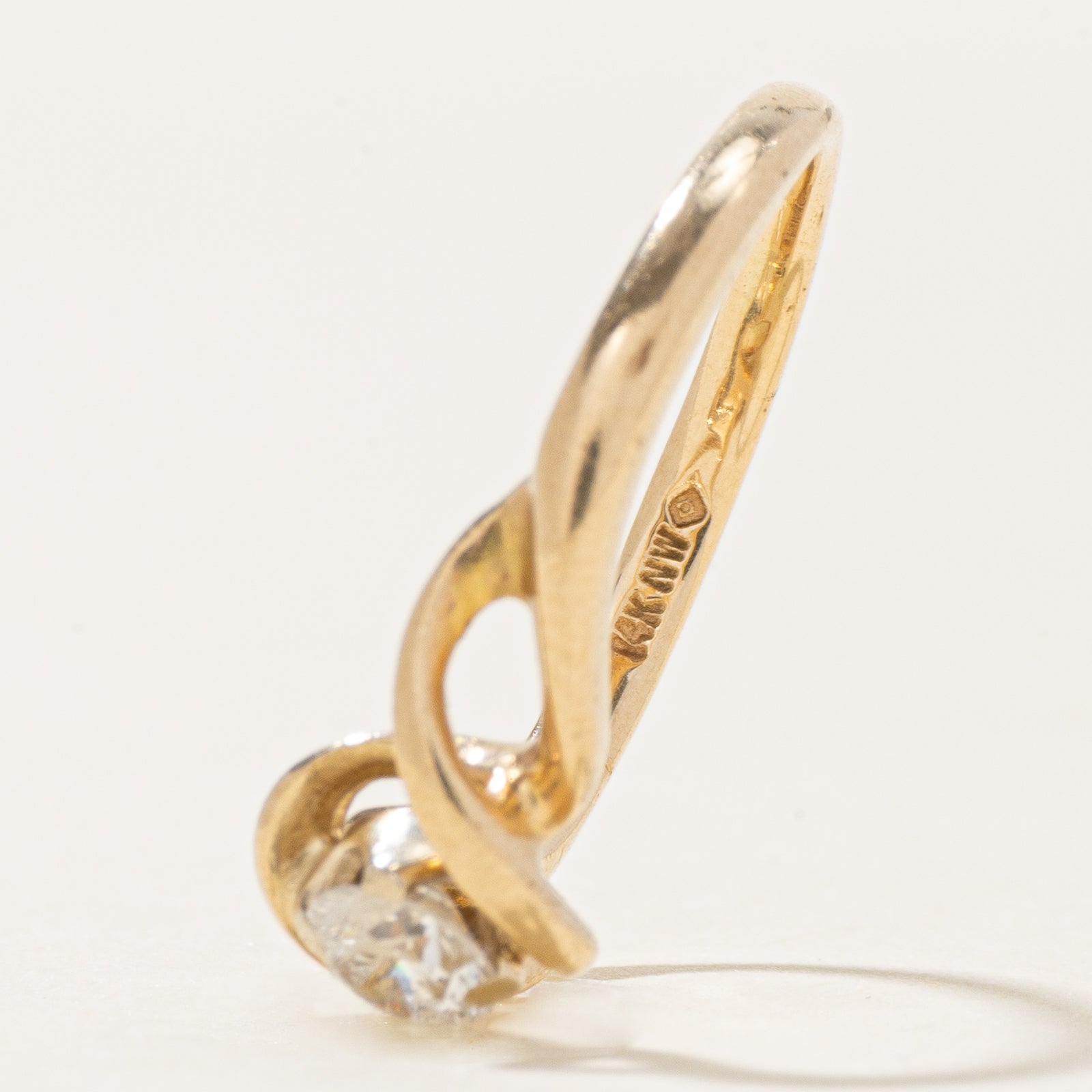 14k Solitaire Diamond Twisted Ring | 0.26ct | SZ 5.5