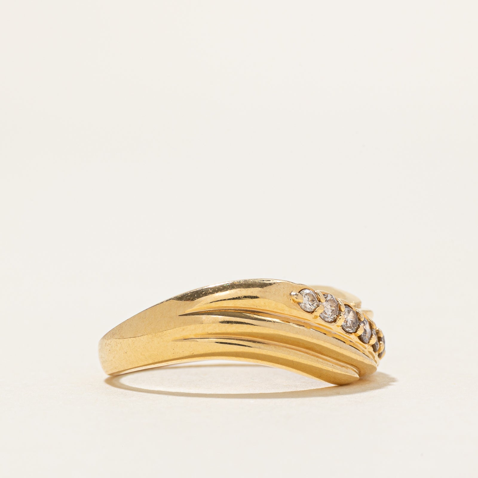 18k Diamond Waterfall Grooved Ring | 0.30ctw | SZ 6.5