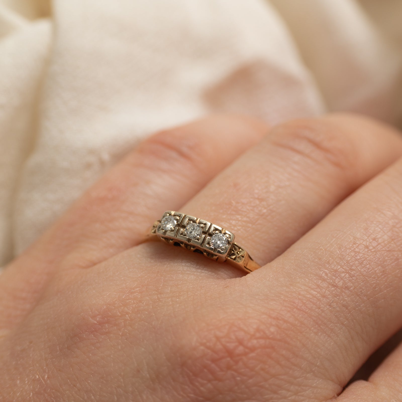 14k Vintage Three Stone Diamond Ring | 0.14ctw | SZ 10.25