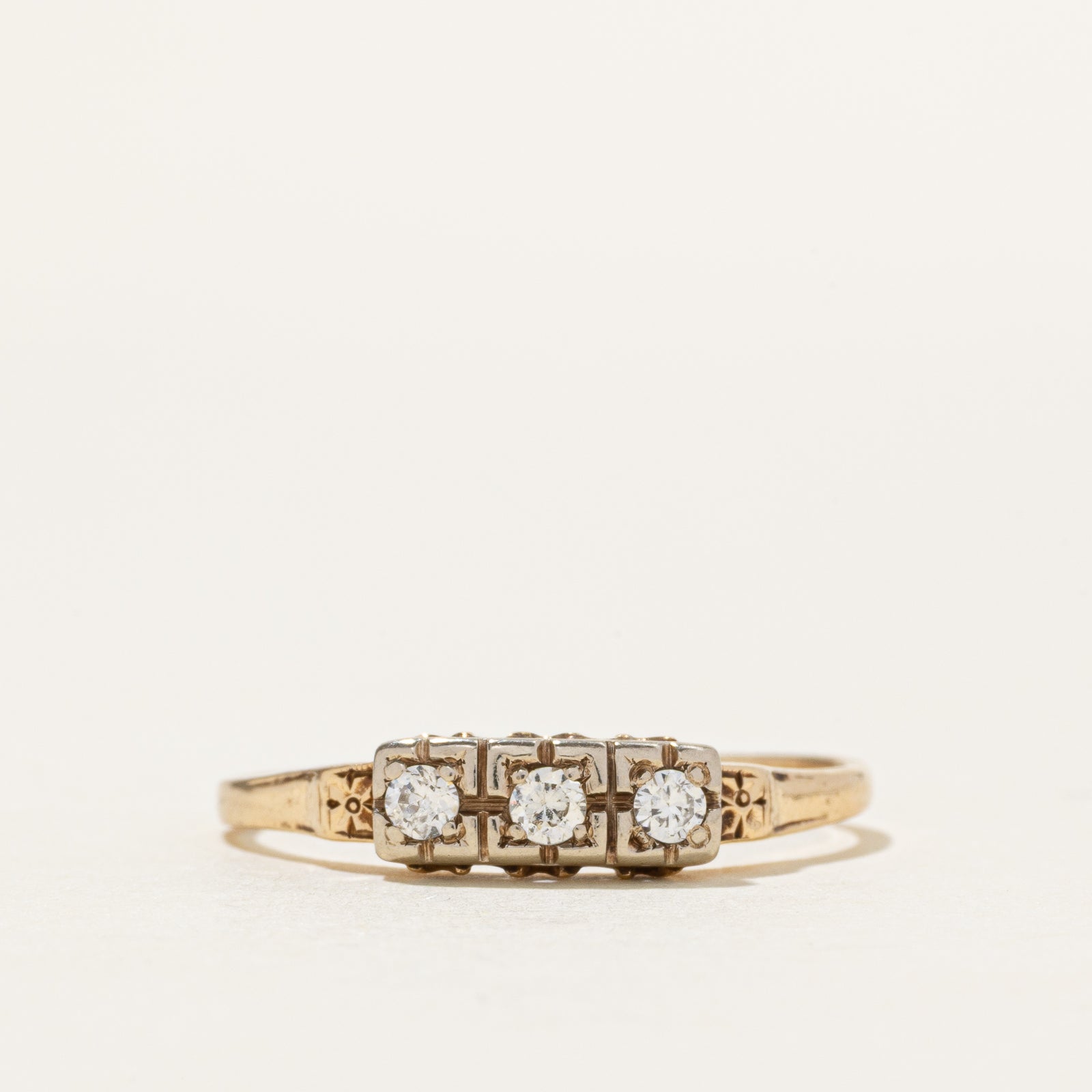 14k Vintage Three Stone Diamond Ring | 0.14ctw | SZ 10.25