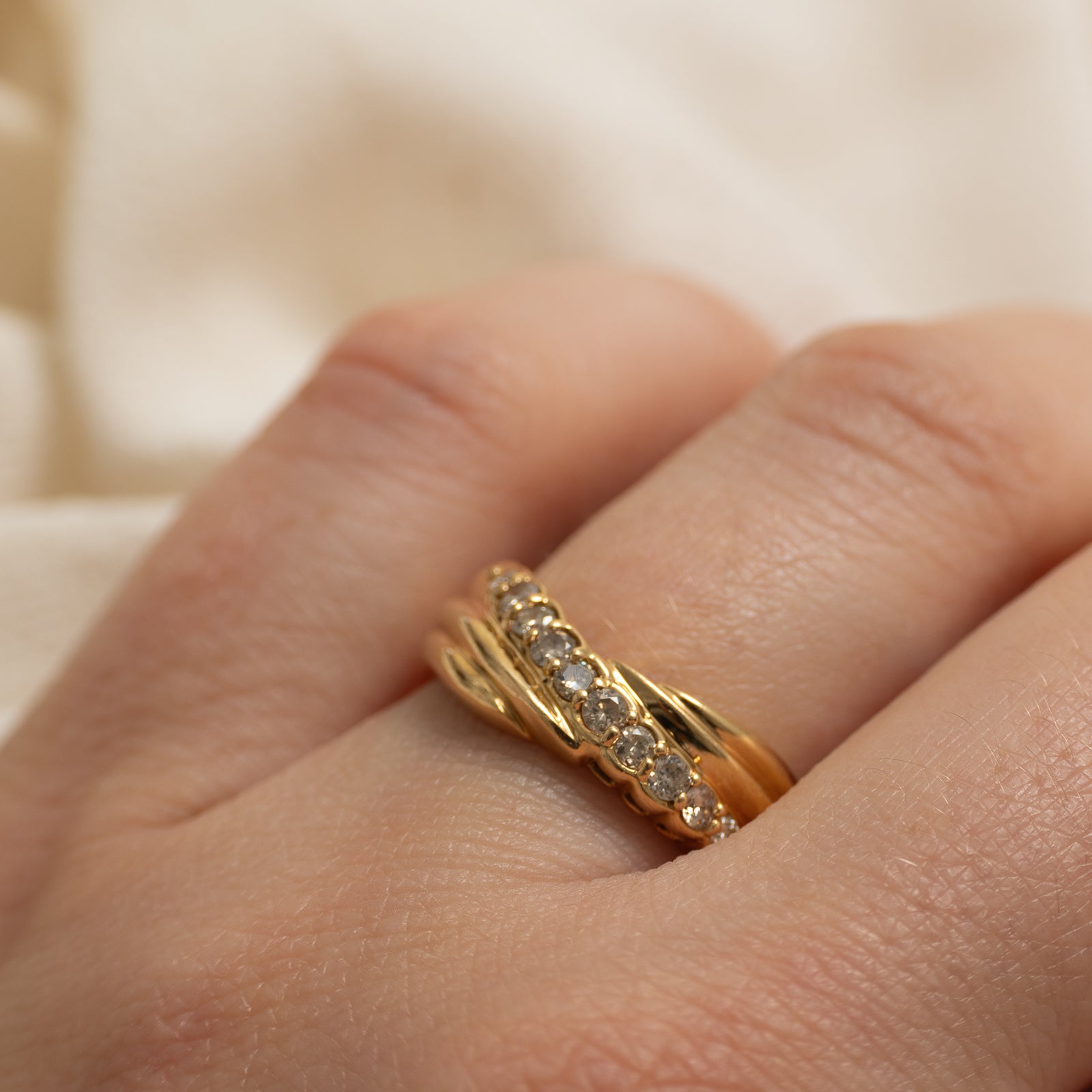 18k Diamond Waterfall Grooved Ring | 0.30ctw | SZ 6.5