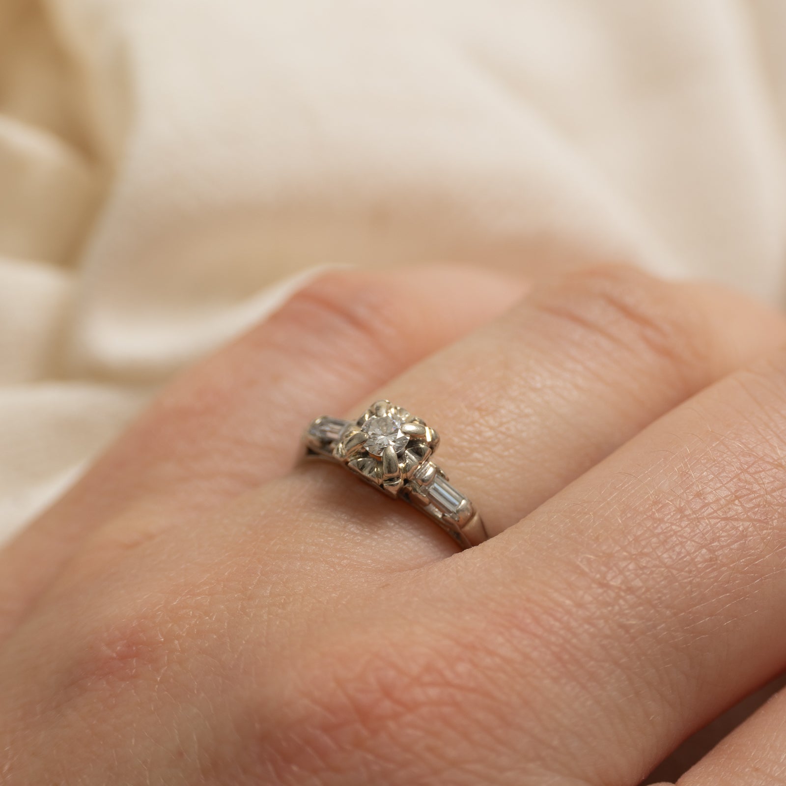 18k Illusion Set Diamond Ring | 0.28ctw | SZ 4.75