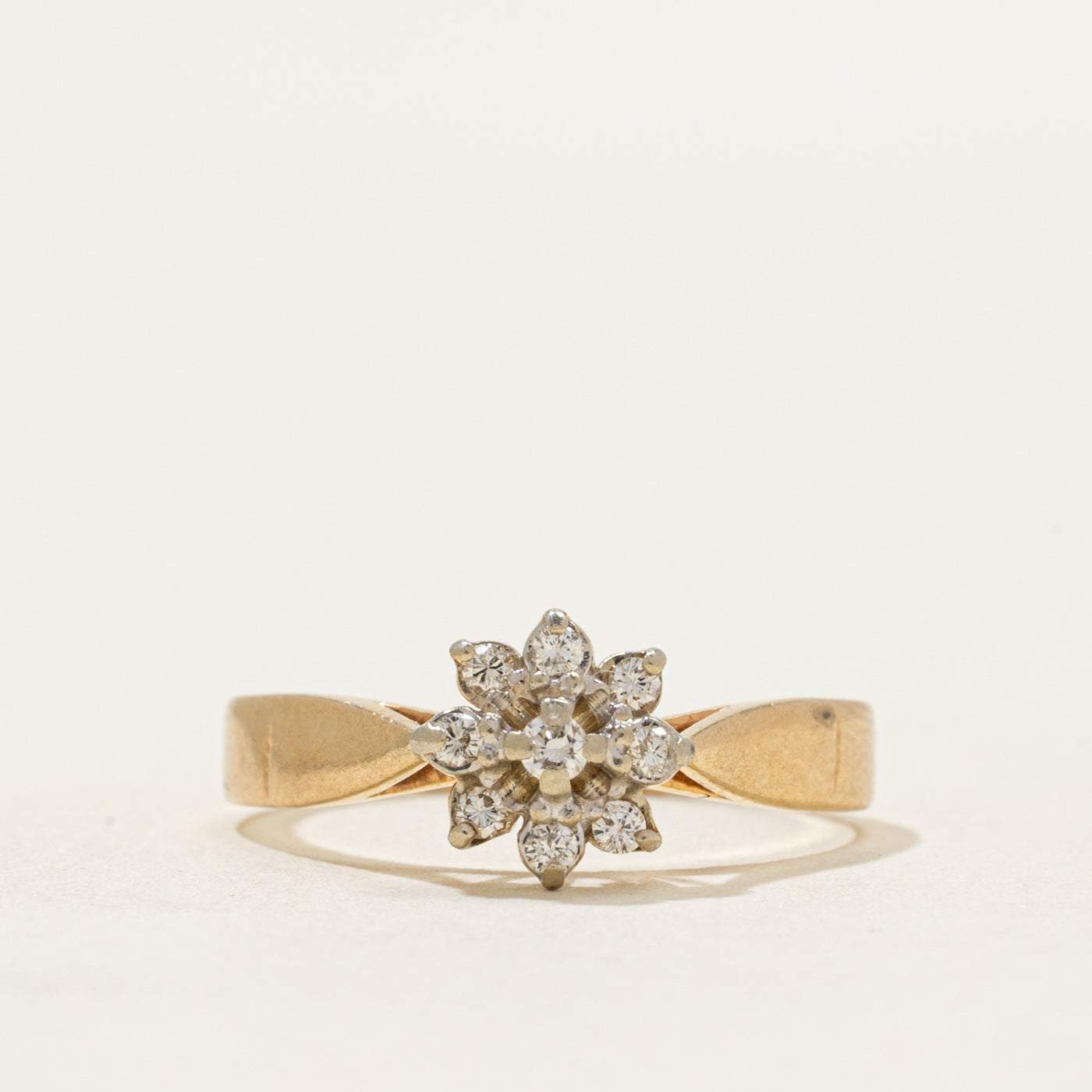 Diamond Petal Reverse Tapered Ring | 0.10ctw | SZ 6.25