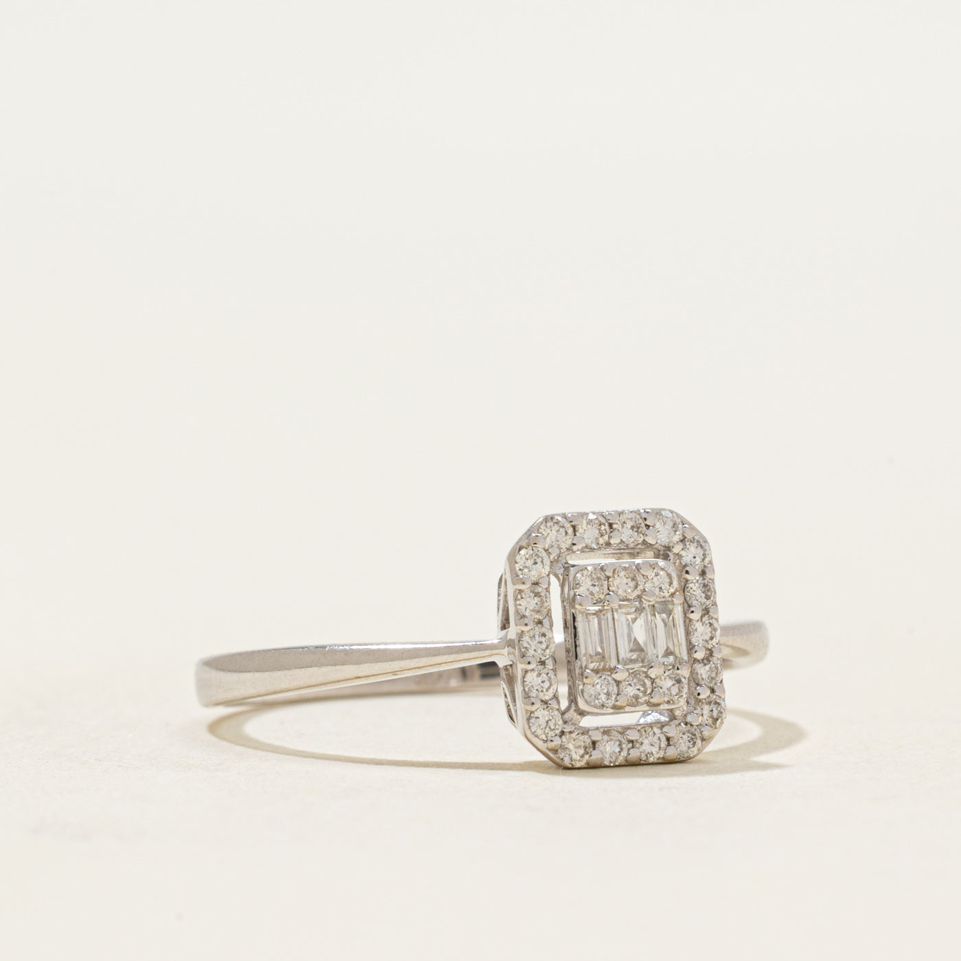 18k Diamond Halo Reverse Tapered Ring | 0.233ctw | SZ 7