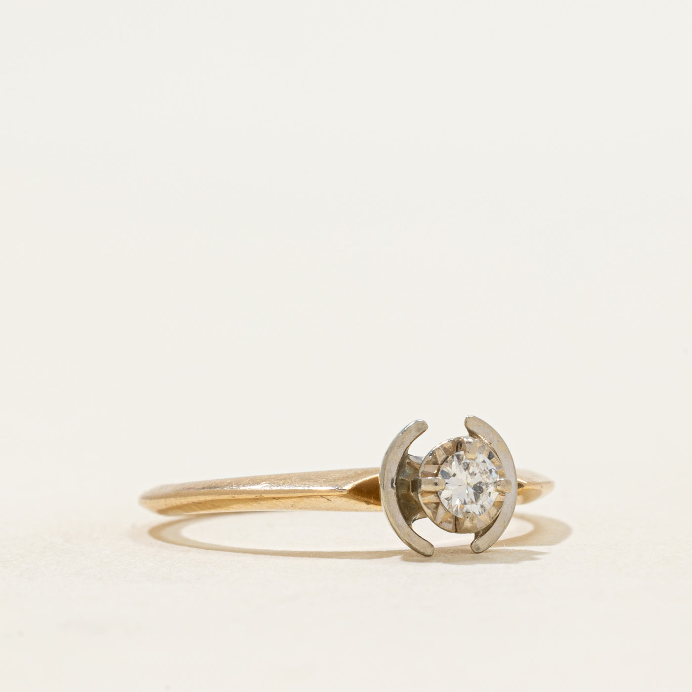 Illusion Set Solitaire Diamond Ring | 0.11ct | SZ 7