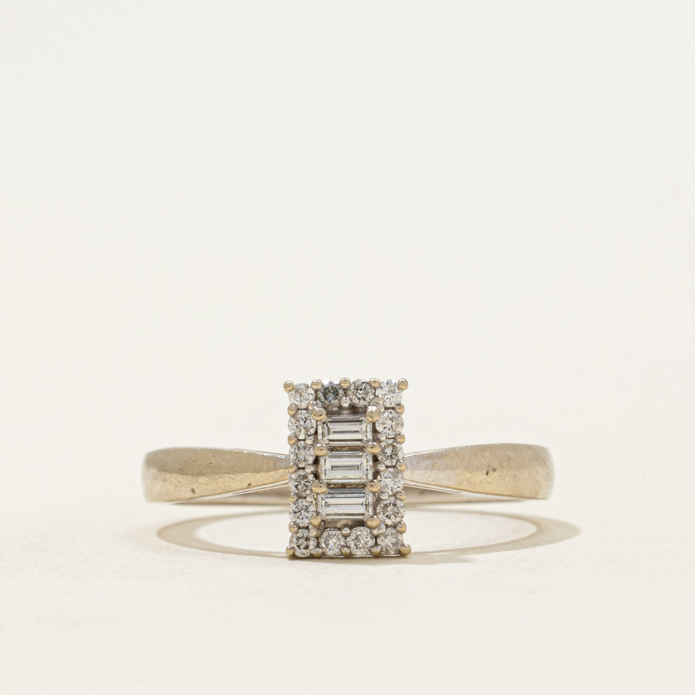 14k Baguette Cut Diamond Halo Ring | 0.26ctw | SZ 8
