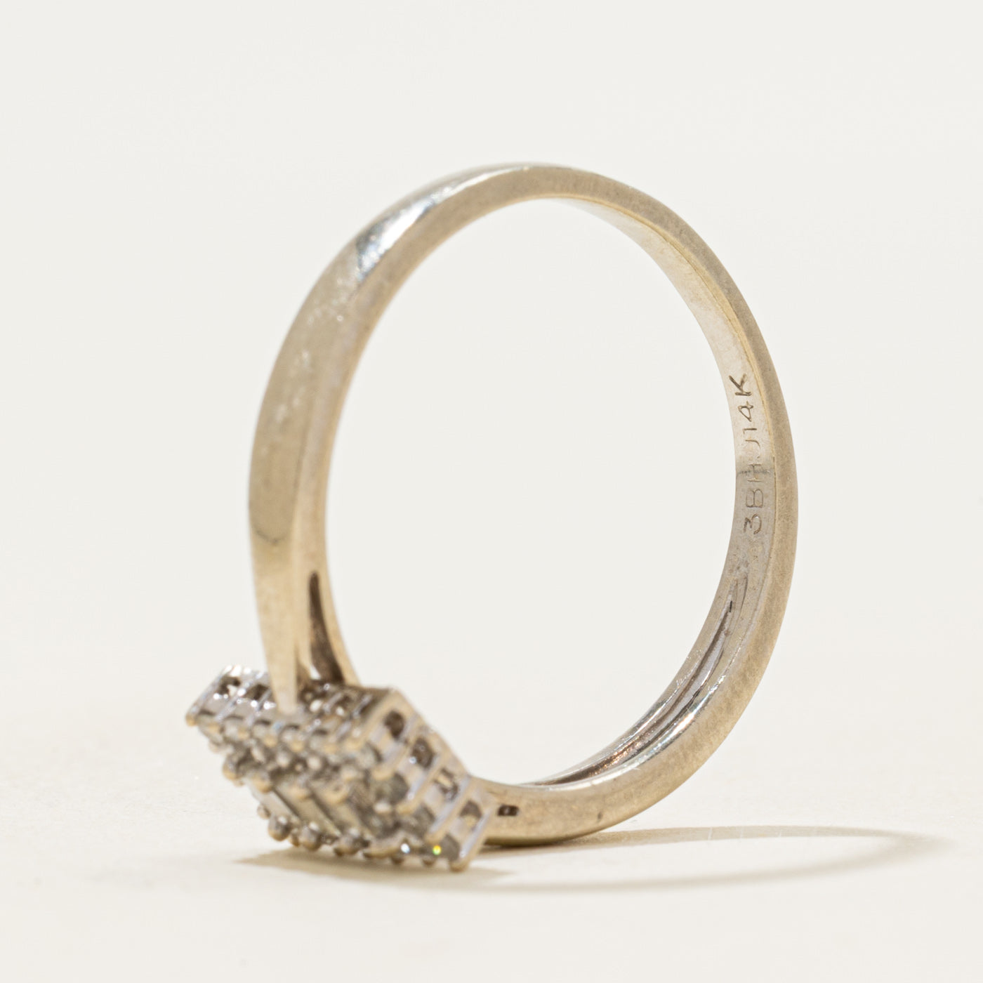 14k Baguette Cut Diamond Halo Ring | 0.26ctw | SZ 8