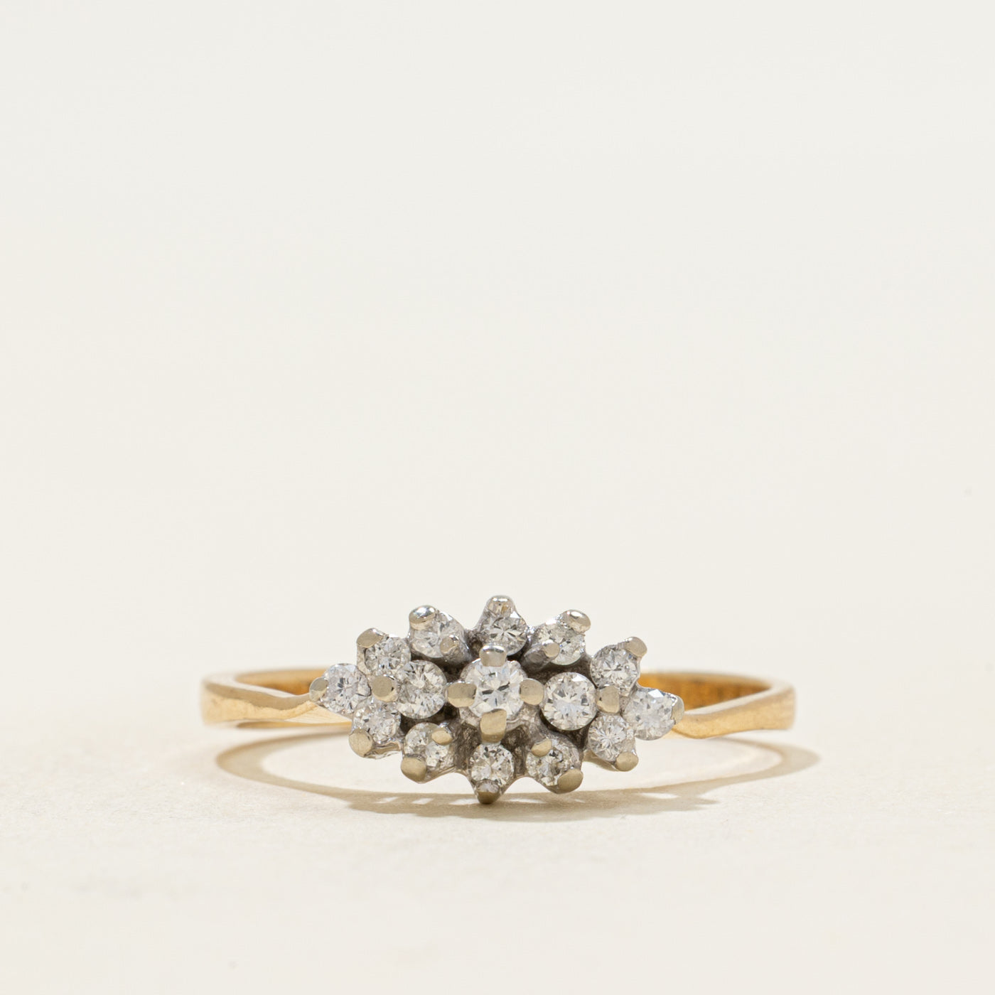 14k Diamond Cluster Ring | 0.23ctw | SZ 5.75