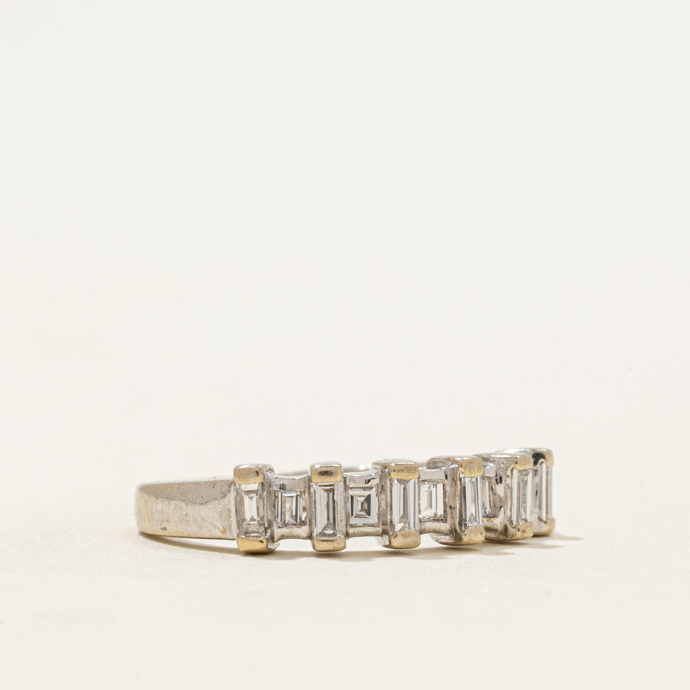 Bague demi-éternité sertie de diamants taille baguette | 0,28 ct | Taille 6,75
