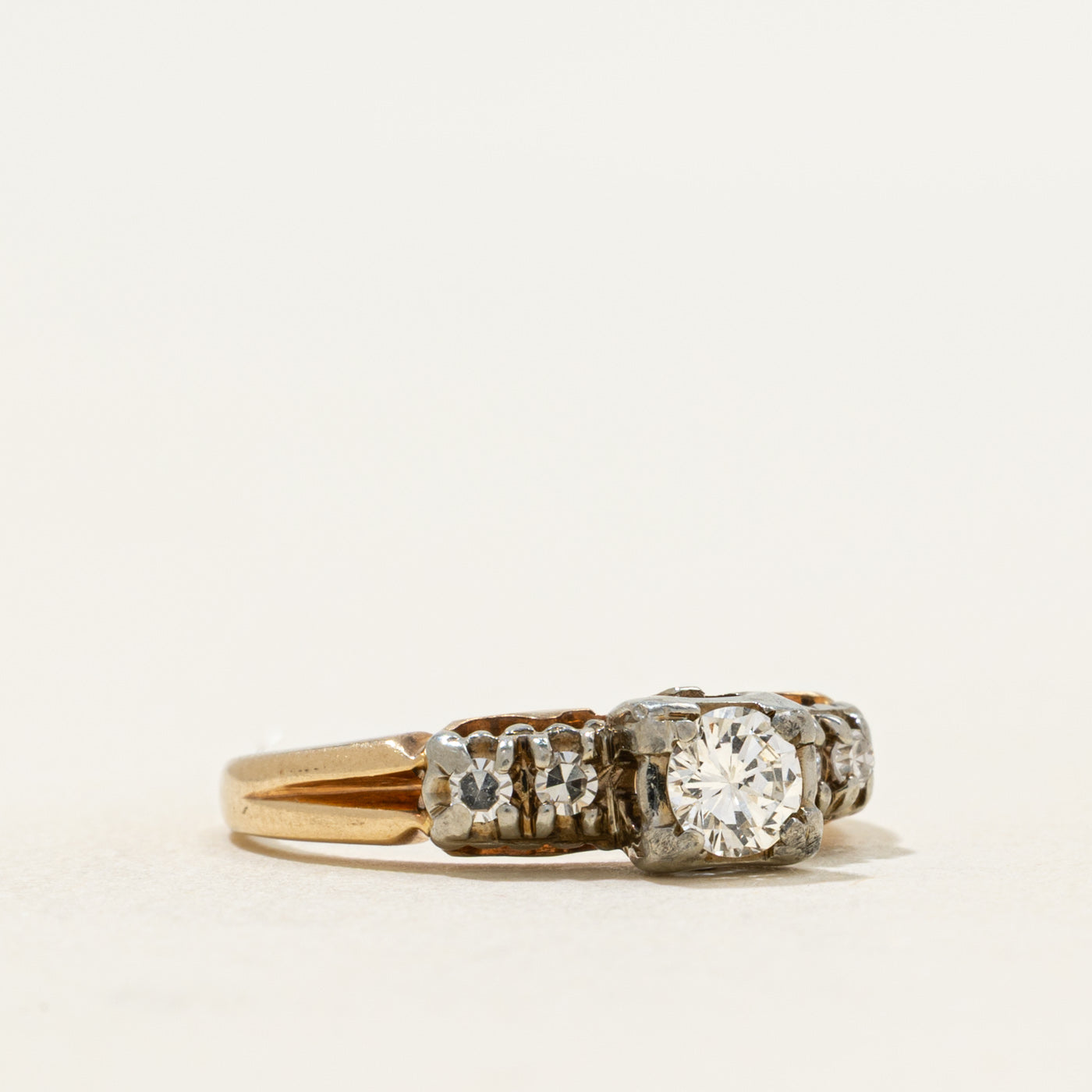 Two Tone Illusion Set Diamond Ring | 0.37ct | SZ 5
