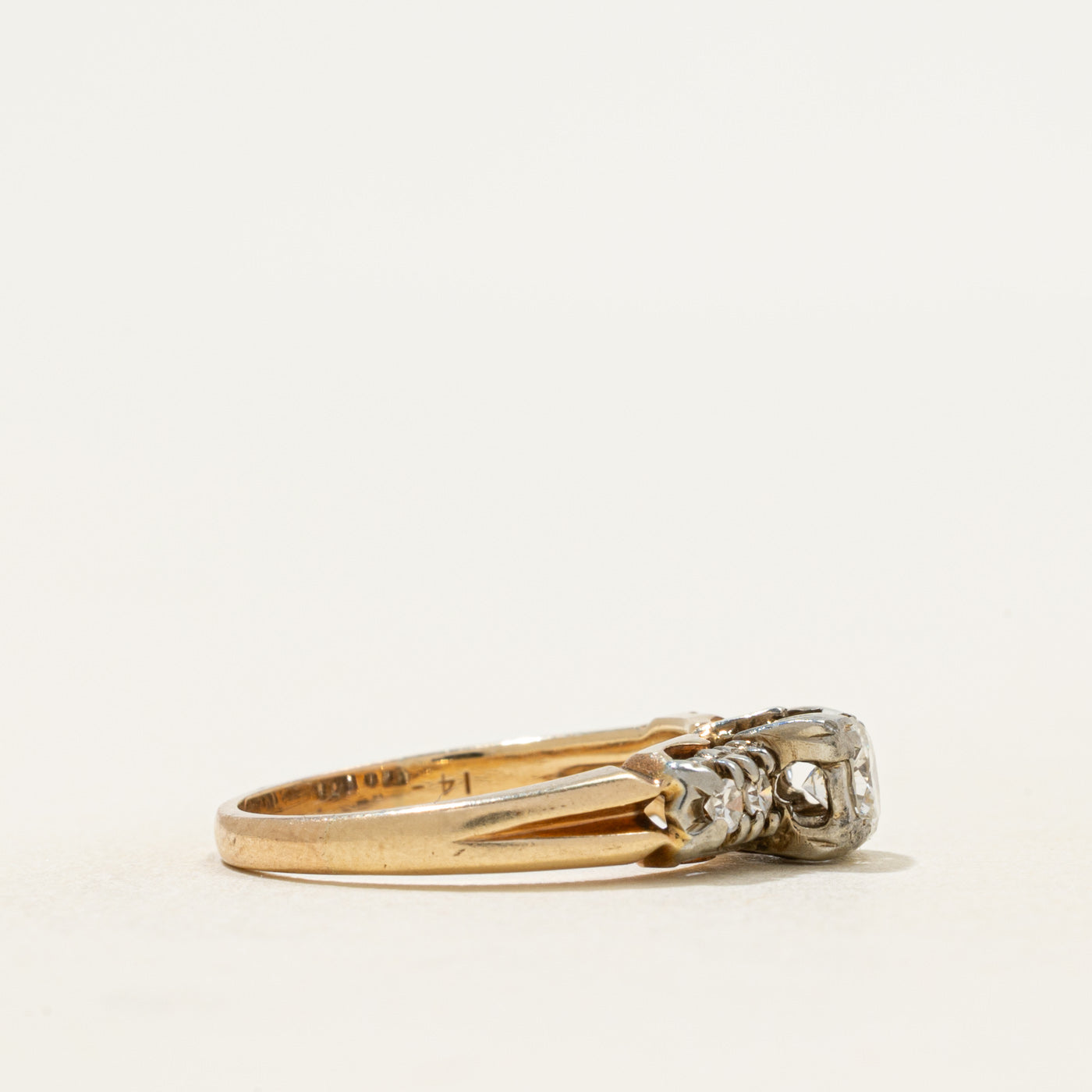 Two Tone Illusion Set Diamond Ring | 0.37ct | SZ 5