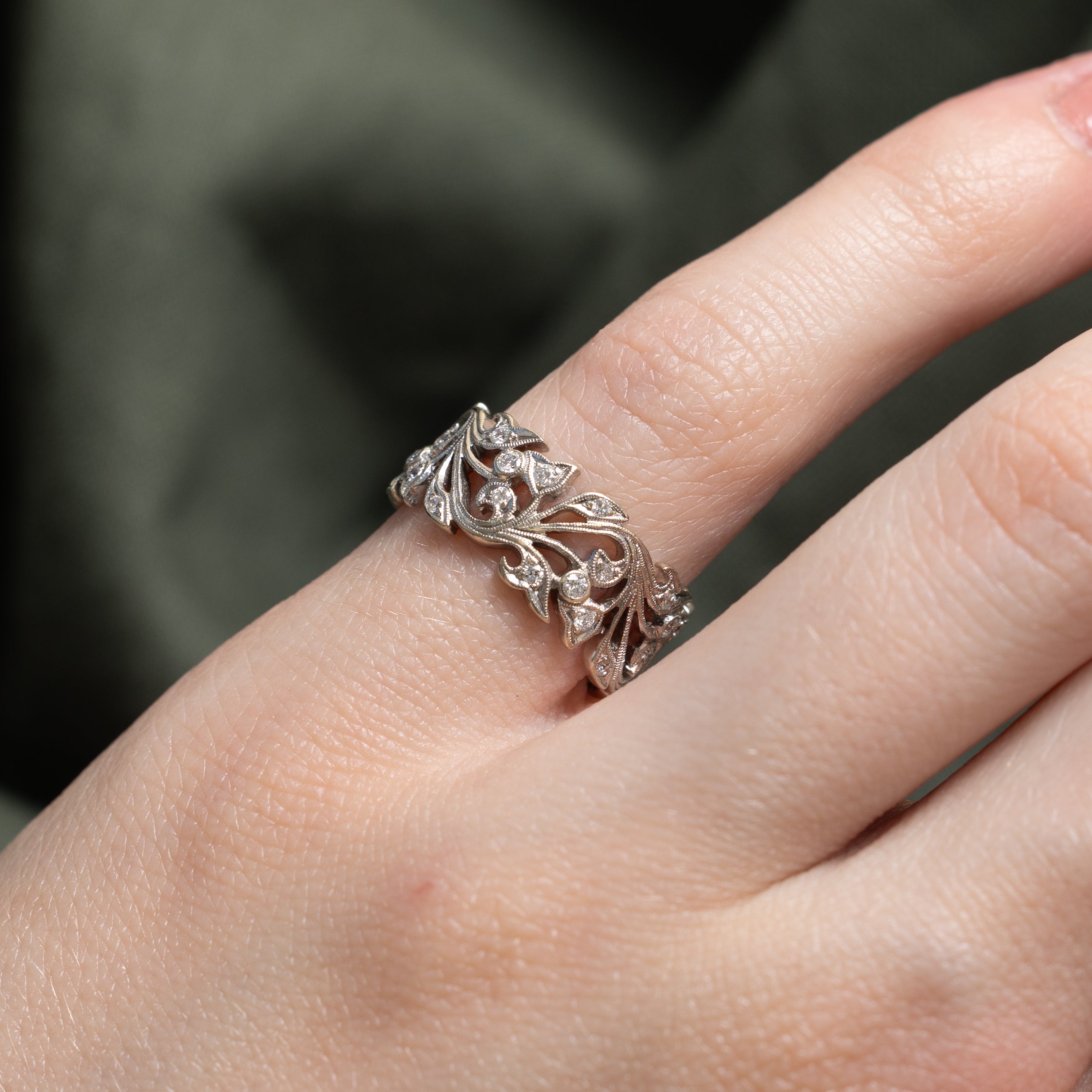 Diamond Floral Scrollwork Ring | 0.16ctw | SZ 4.25