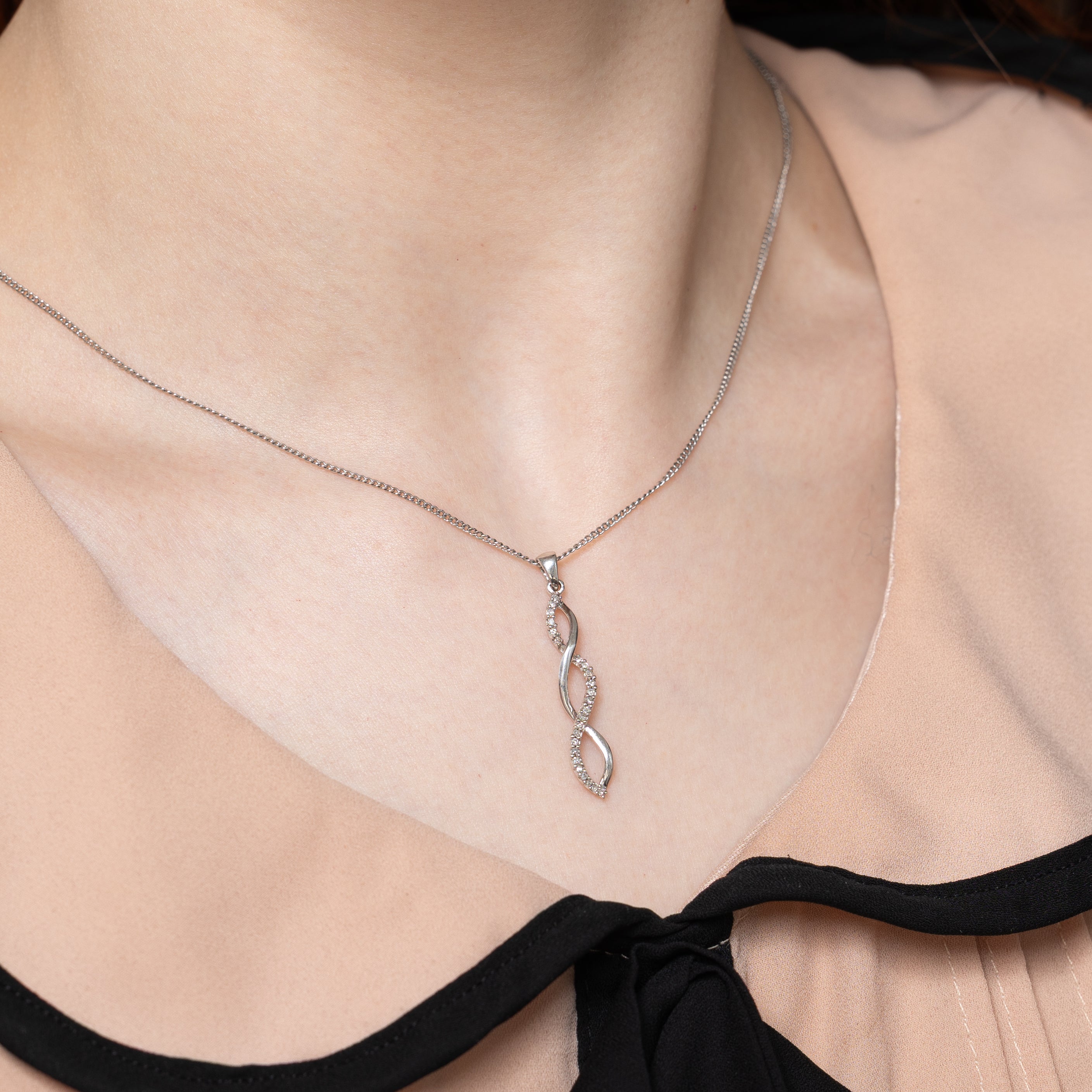 Diamond Cross Over Pendant | 0.11ctw