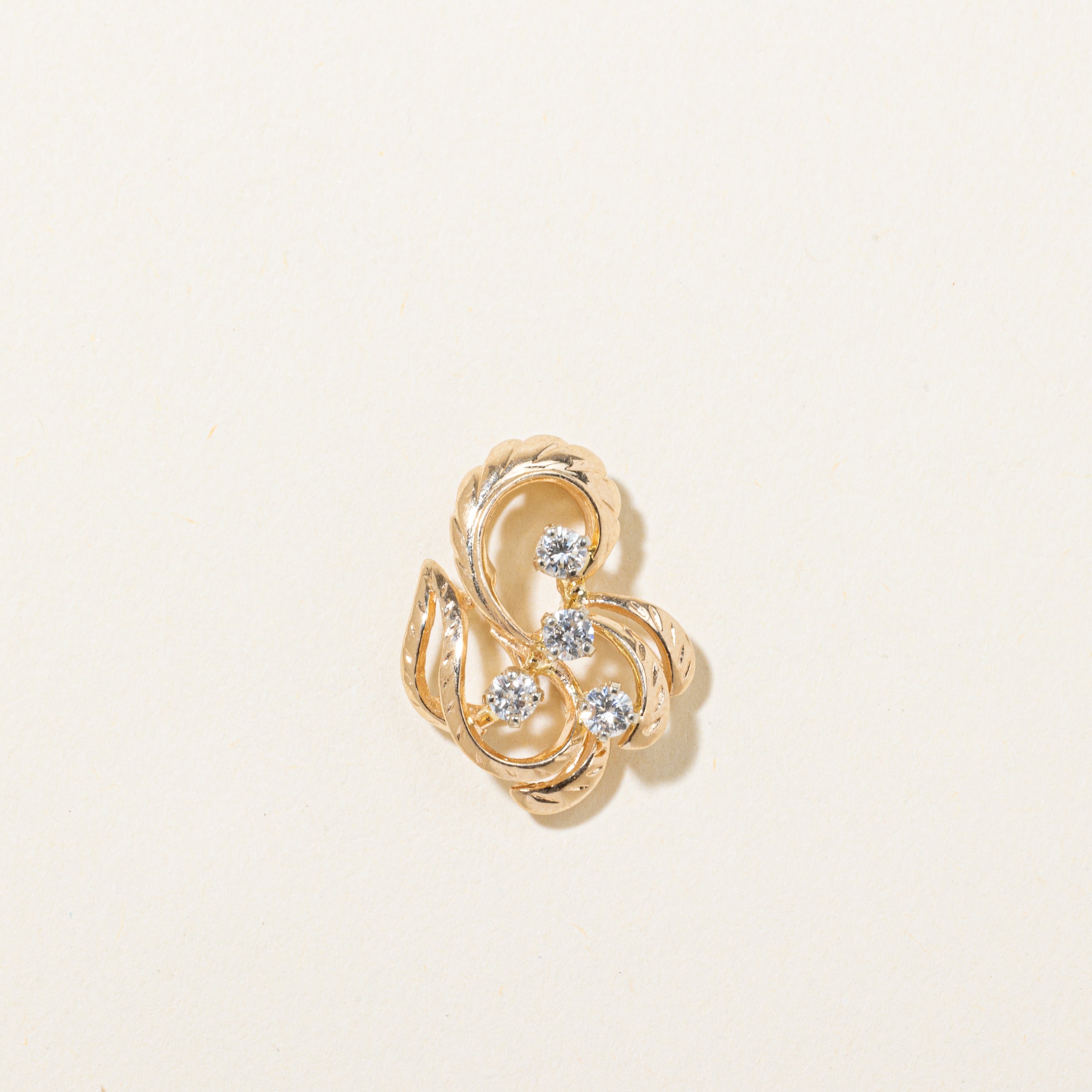 Scattered Diamond Swirl Pendant | 0.24ctw