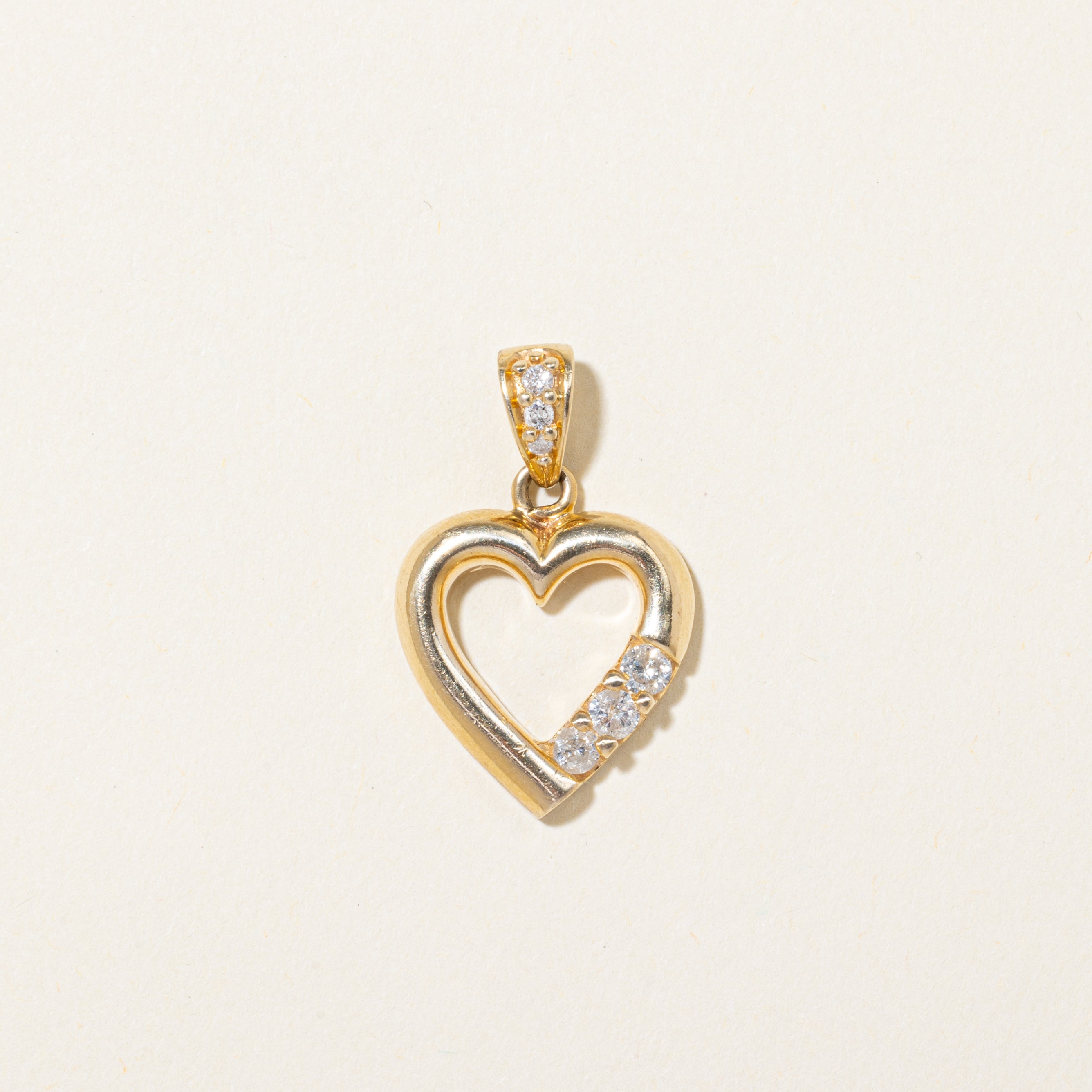 Diamond Open Heart Pendant | 0.21ctw