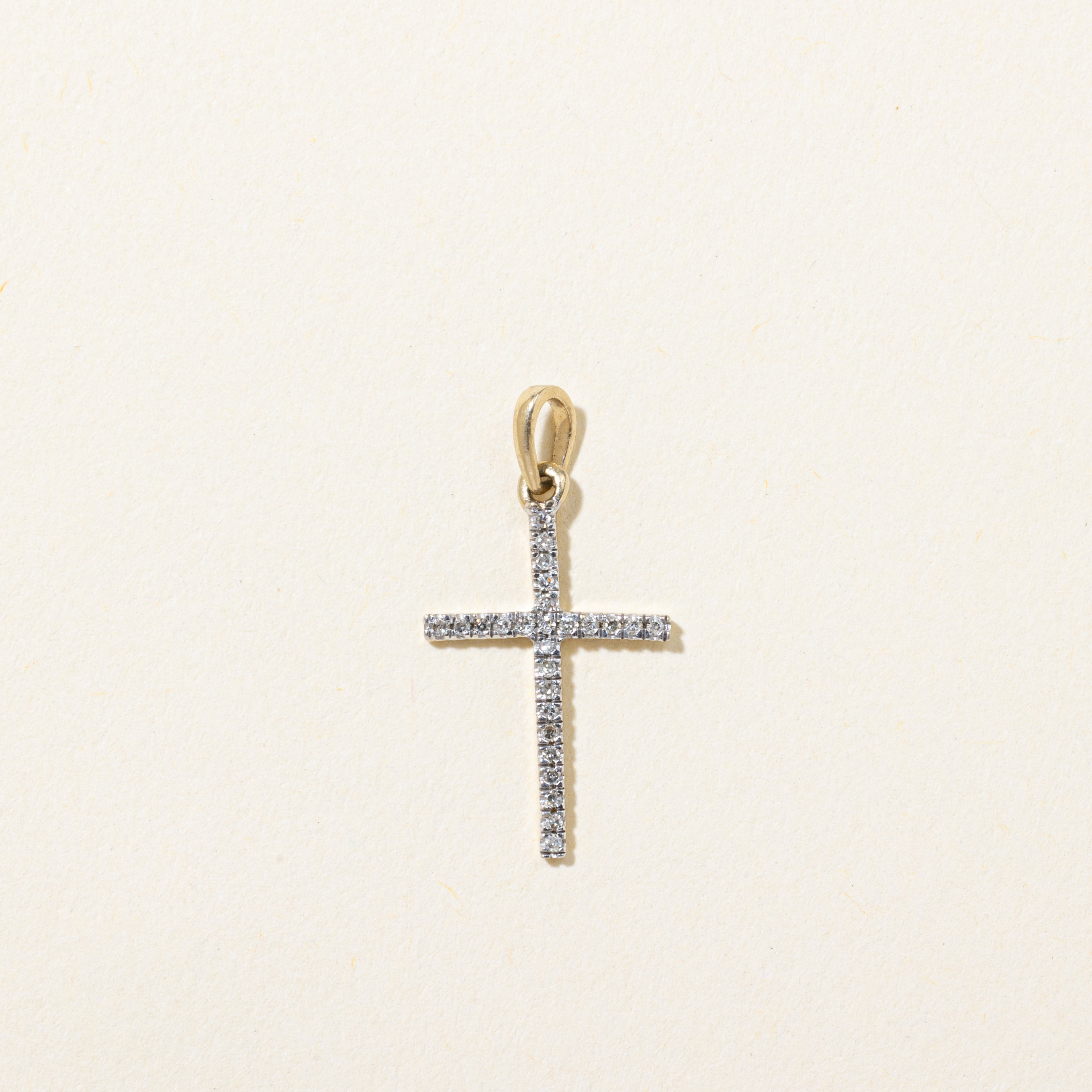 Diamond Cross Pendant | 0.05ctw