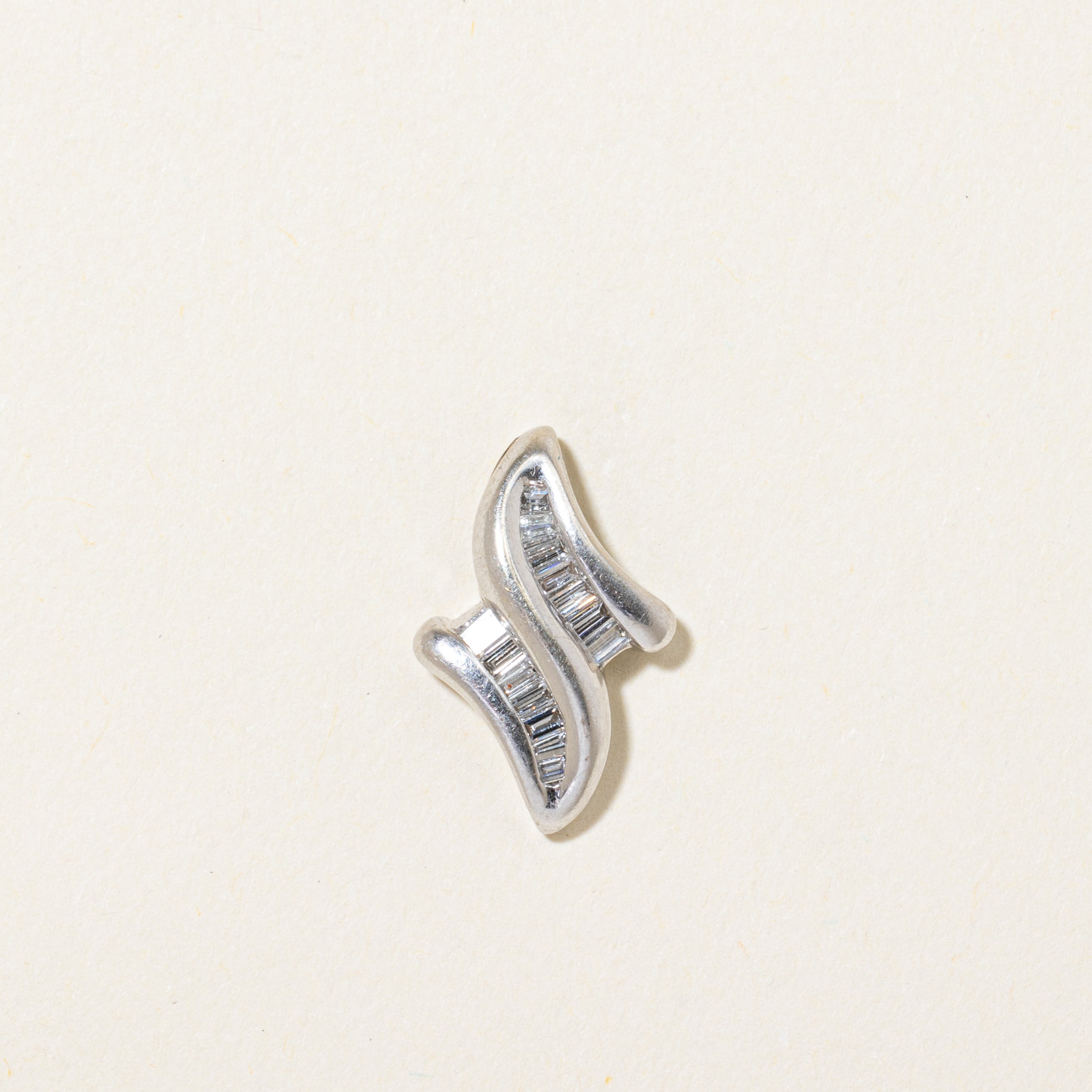 Baguette Diamond Swirl Pendant | 0.23ctw