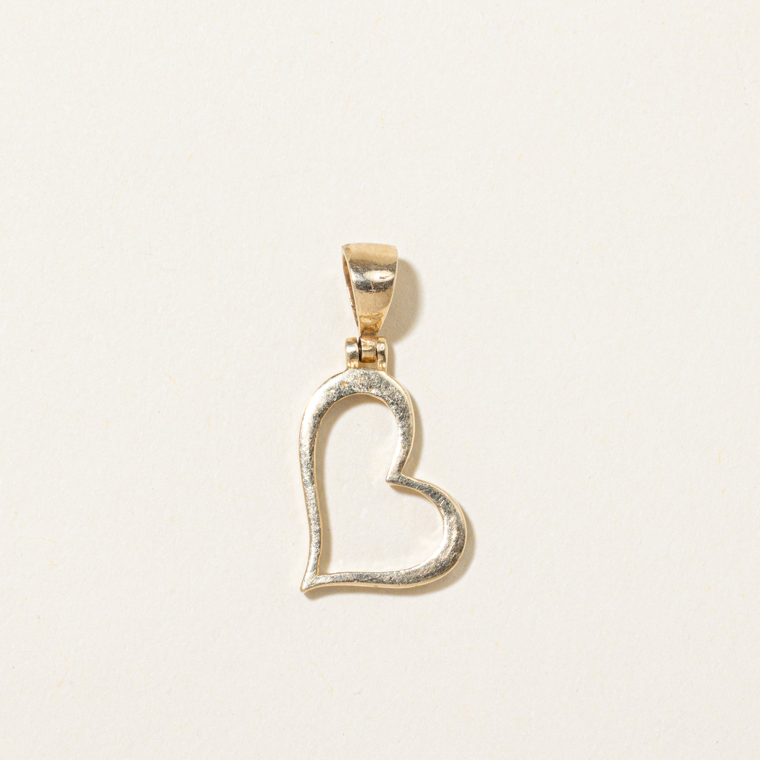 Diamond Heart Pendant | 0.10ctw