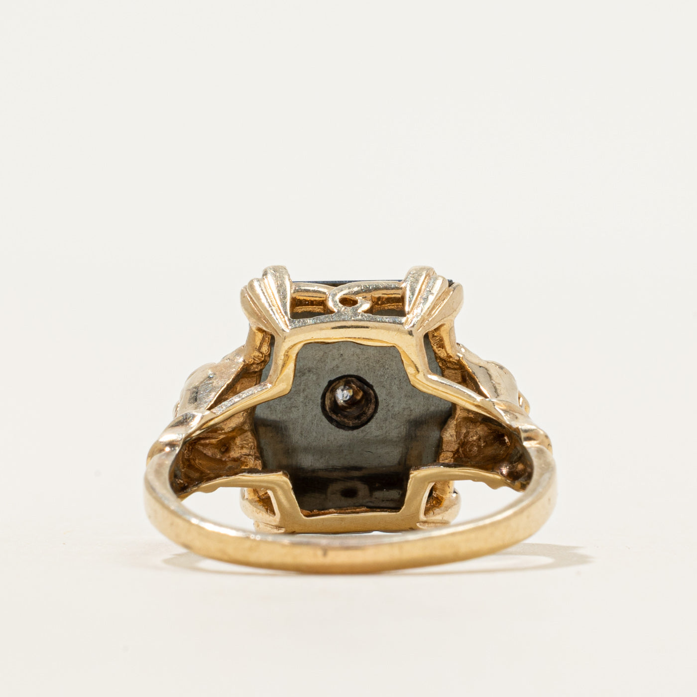 Hematite & Diamond Textured Ring | 4.40ct, 0.01ct | SZ 6.5