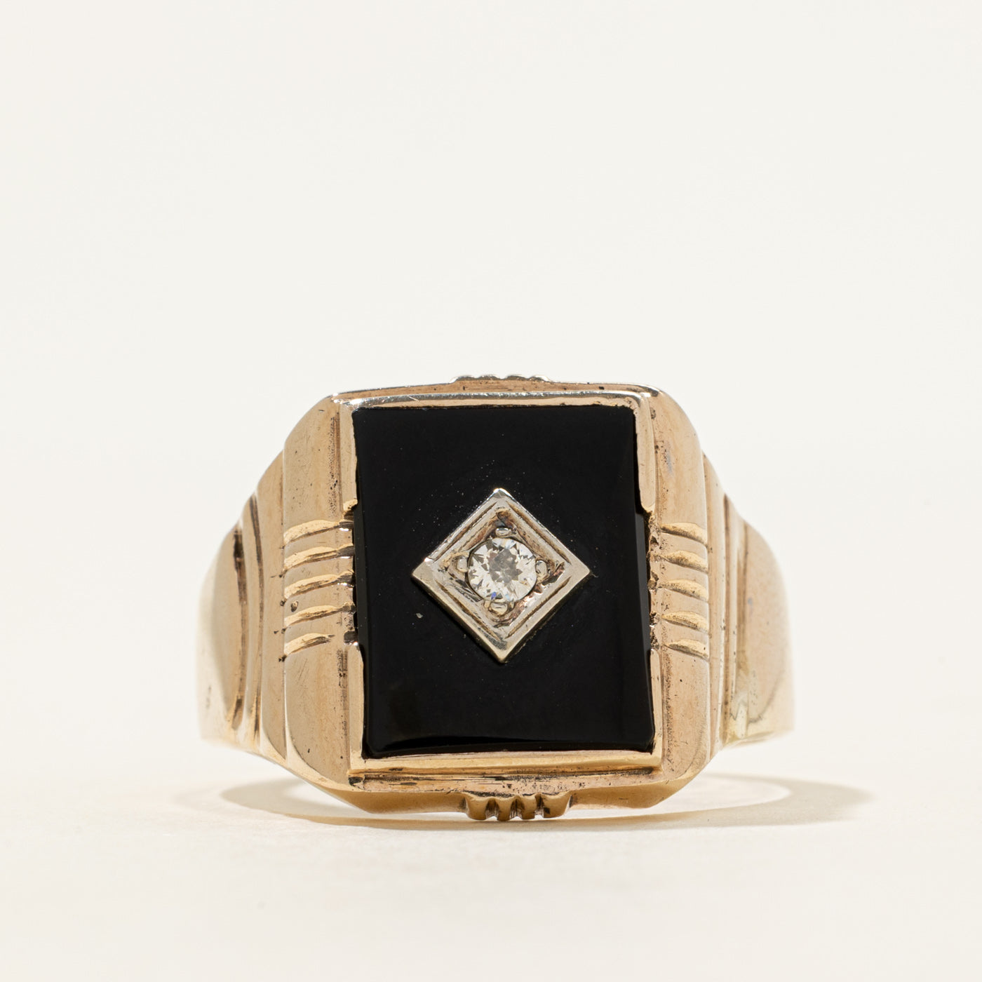 Onyx & Diamond Grooved Signet Ring | 3.25ct, 0.06ct | SZ 13