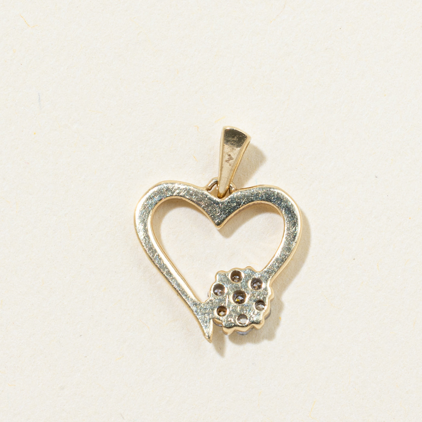Diamond Cluster Open Heart Pendant | 0.08ctw