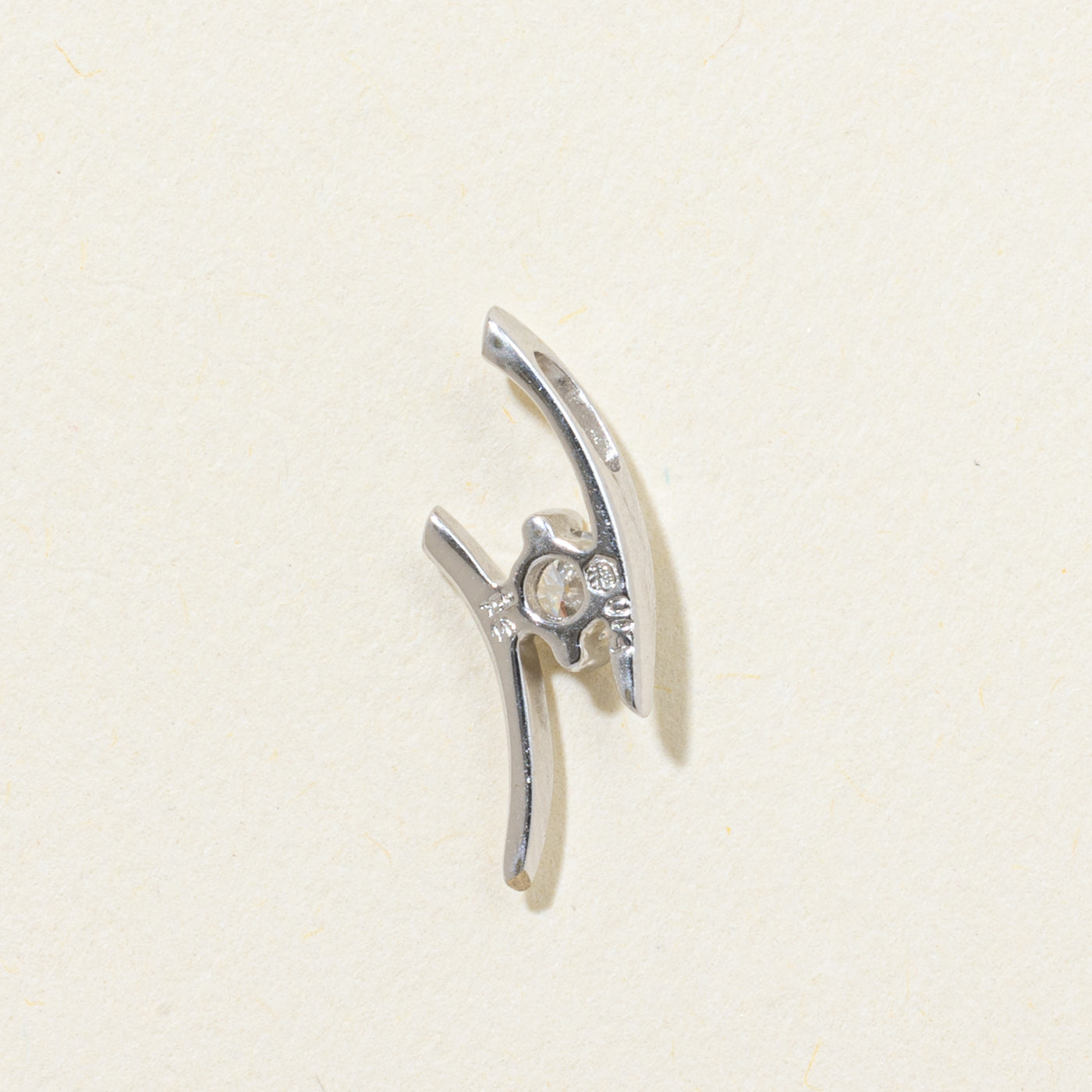 18k Solitaire Diamond Curved Pendant | 0.13ct