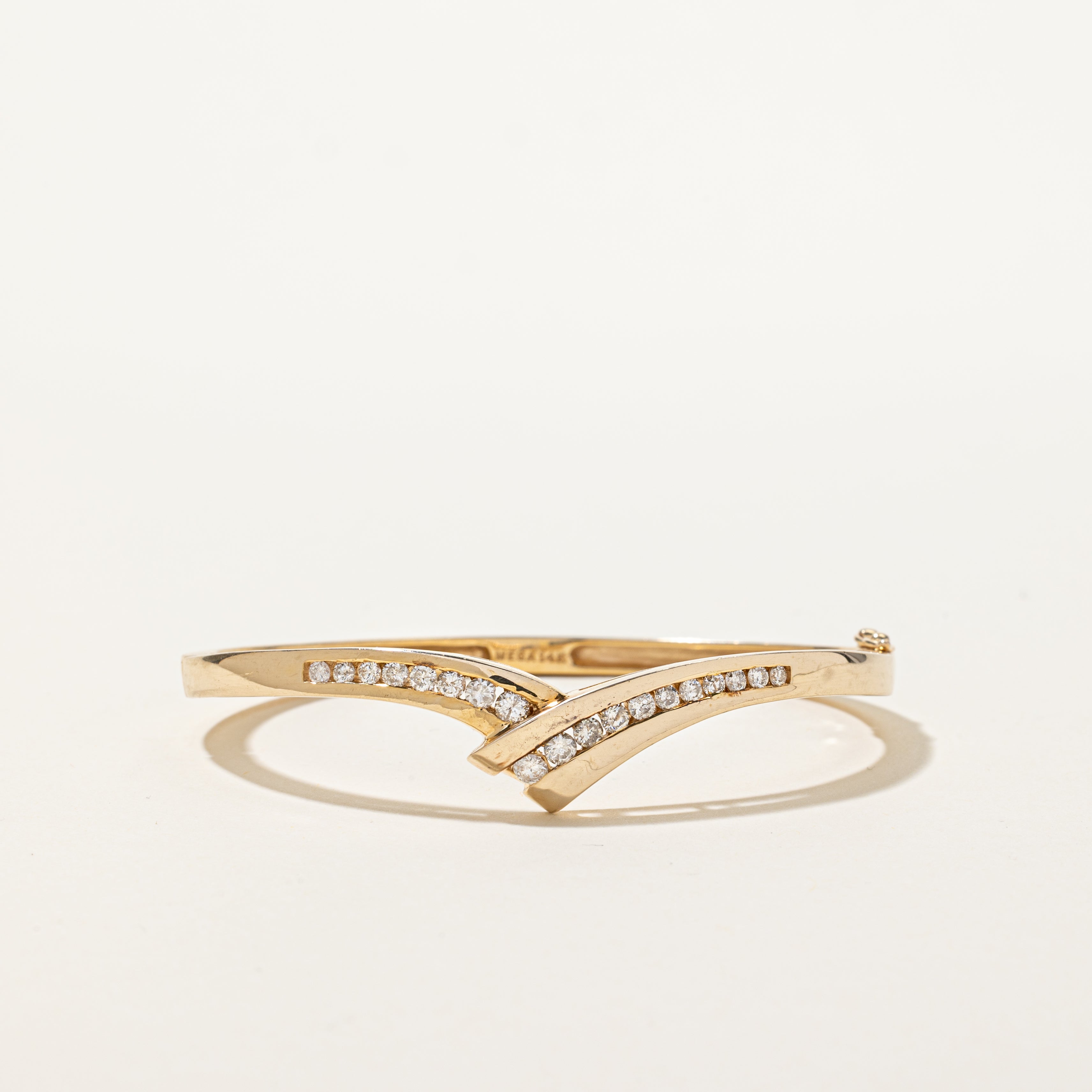 Channel Set Diamond Chevron Cuff | 0.87ctw | 6"