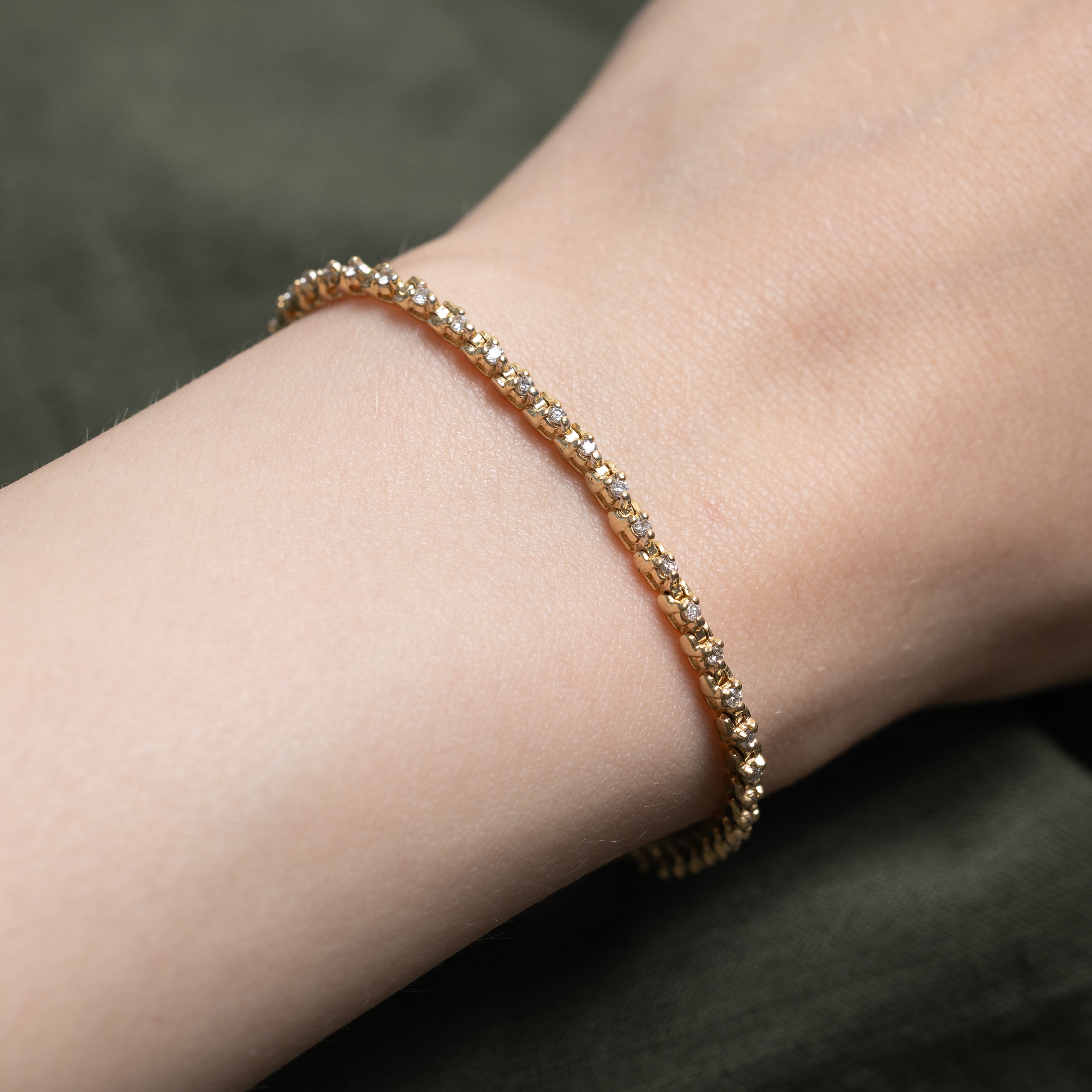 Yellow Gold Diamond Plain Tennis Bracelet | 0.50ctw | 7"