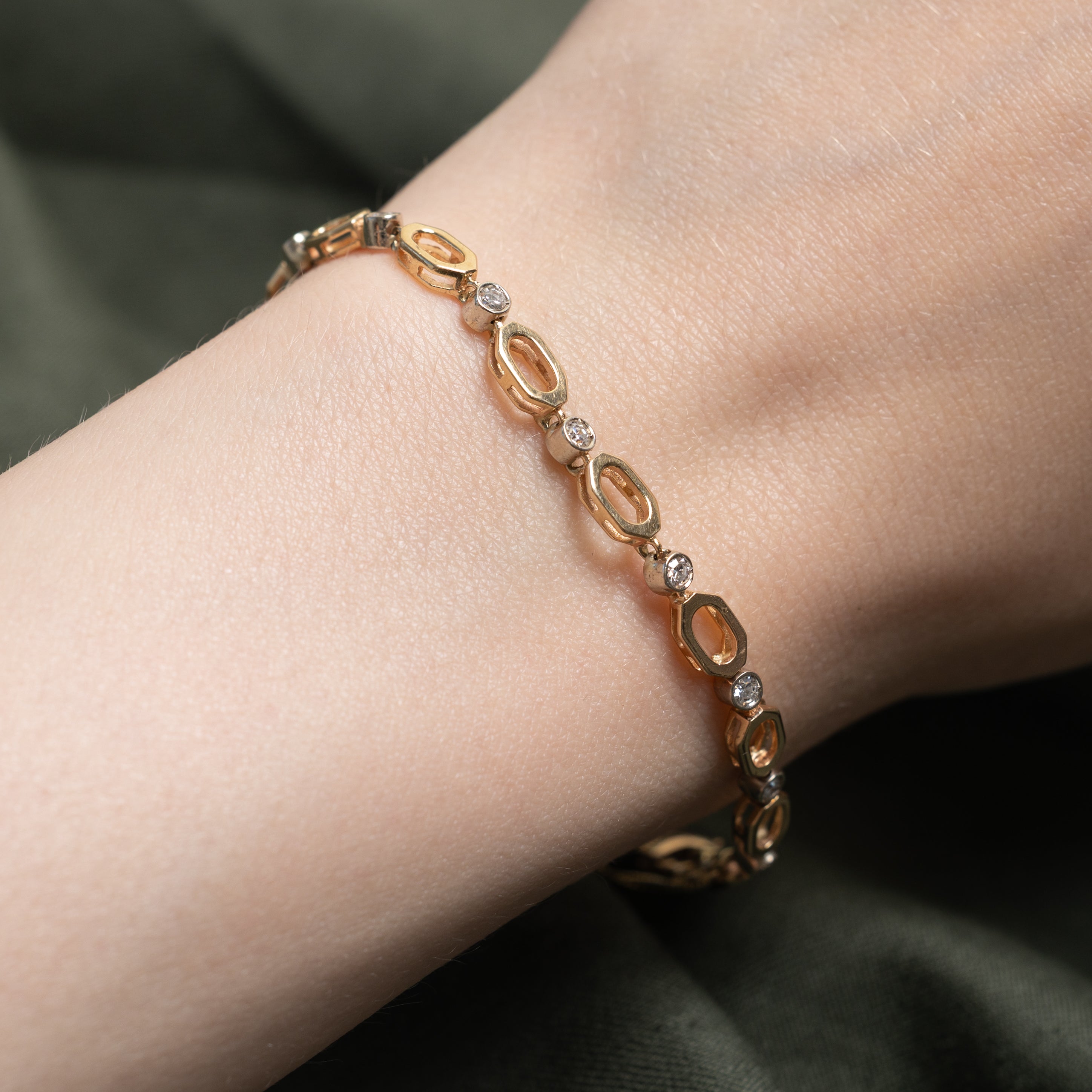 Bezel Set Diamond Satelite Bracelet | 0.60ctw | 7.5"
