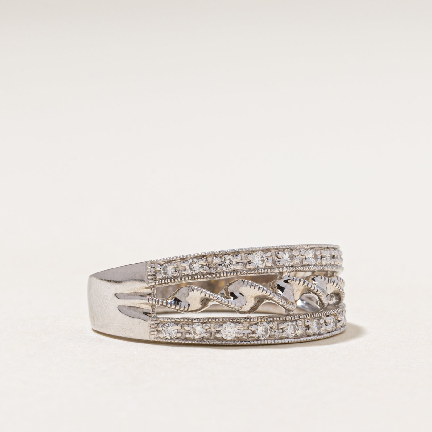 18k White Gold Diamond Milgrain Textured Ring | 0.20ctw | SZ 8.5