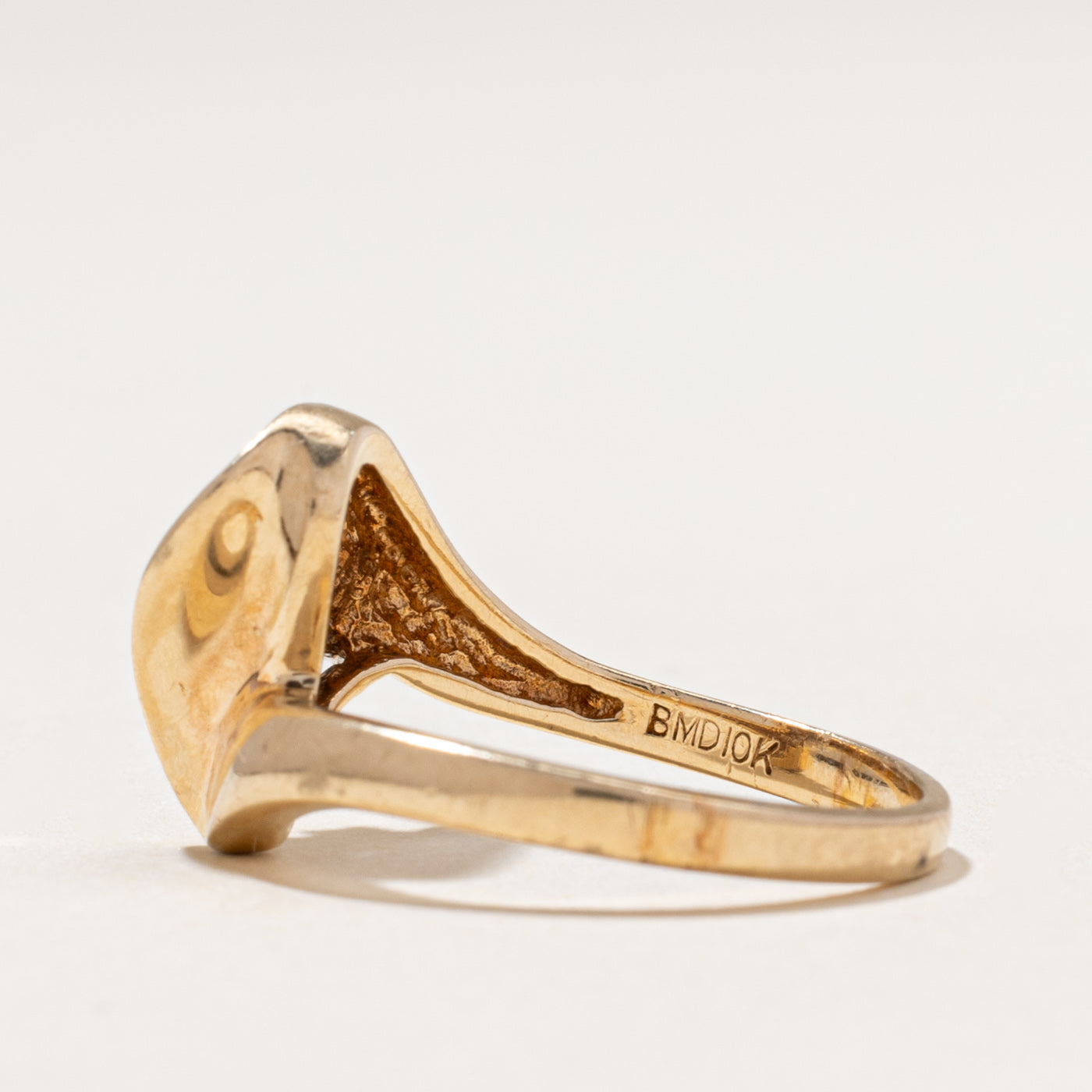 Three Stone Diamond Abstract Cocktail Ring | 0.10ctw | SZ 6.5