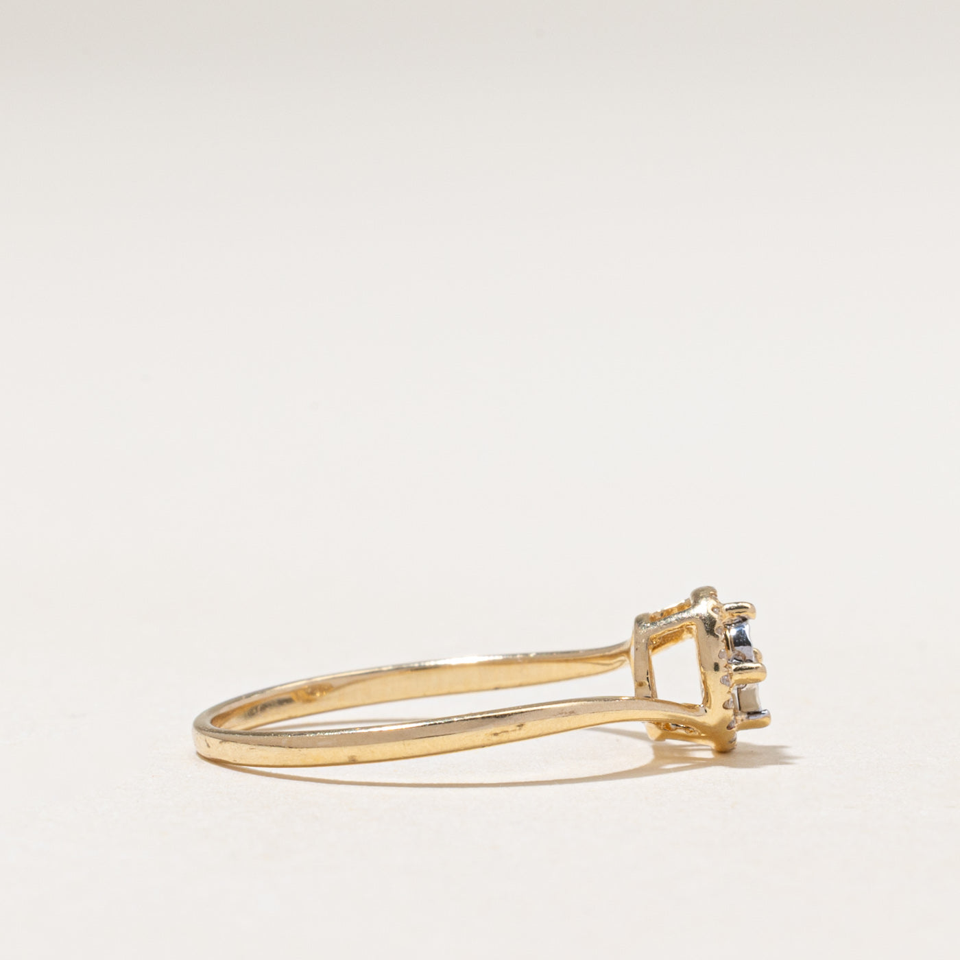 14k Illusion Set Diamond Halo Ring | 0.06ctw | SZ 6.5
